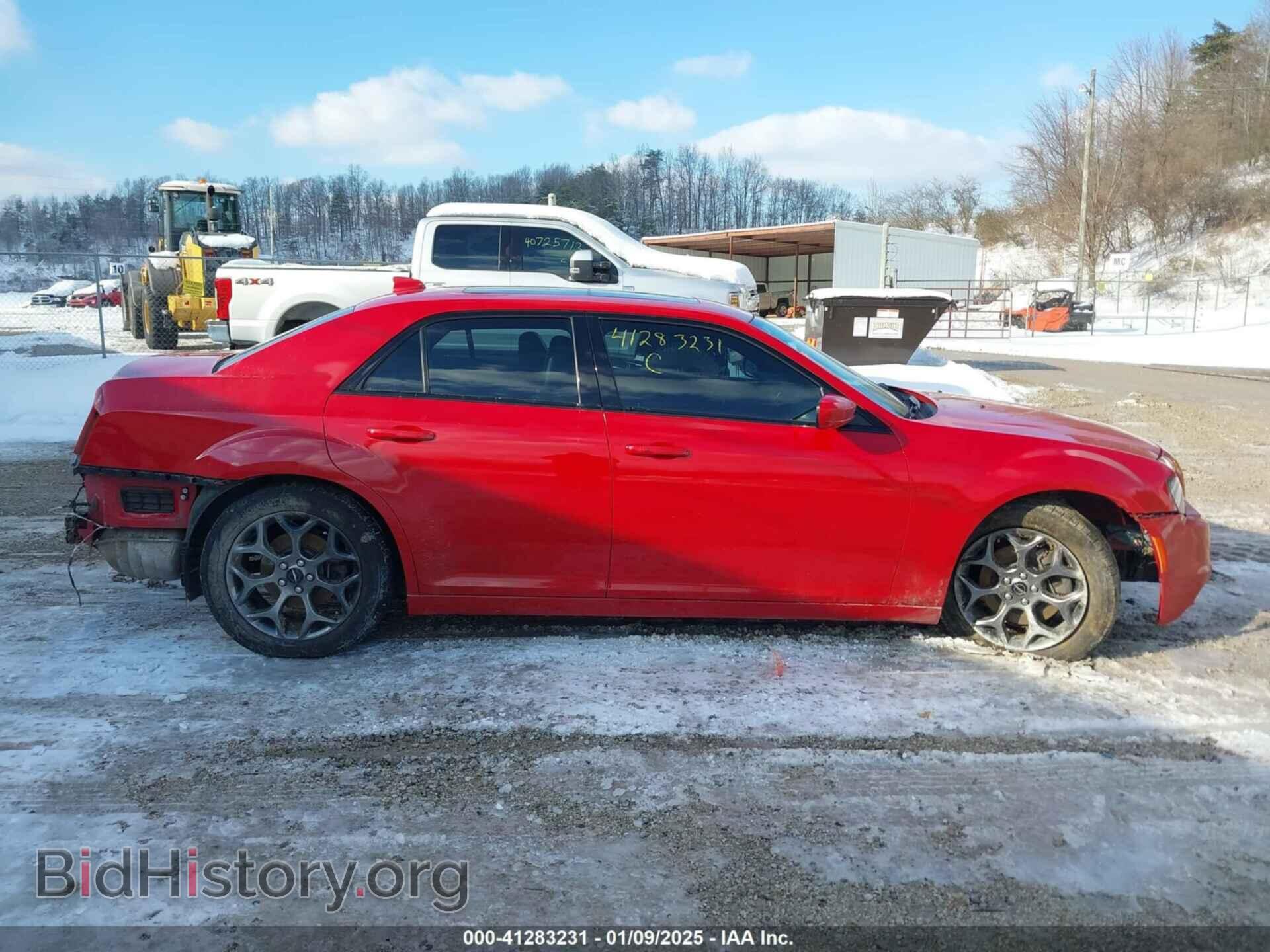 2016 CHRYSLER 300 - VIN: 2C3CCAGG1GH253318 - Фото 13