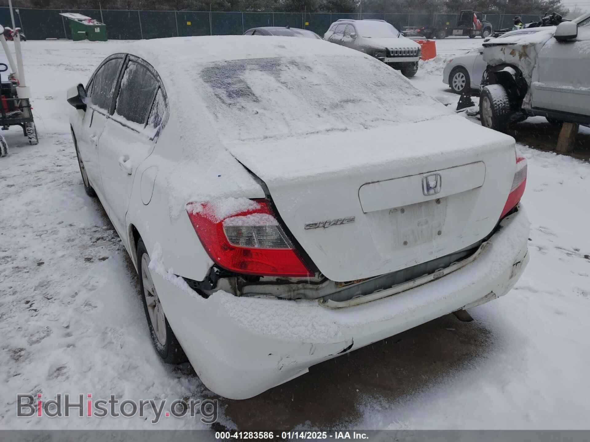 2012 HONDA CIVIC - VIN: 2HGFB2F84CH538411 - Фото 3