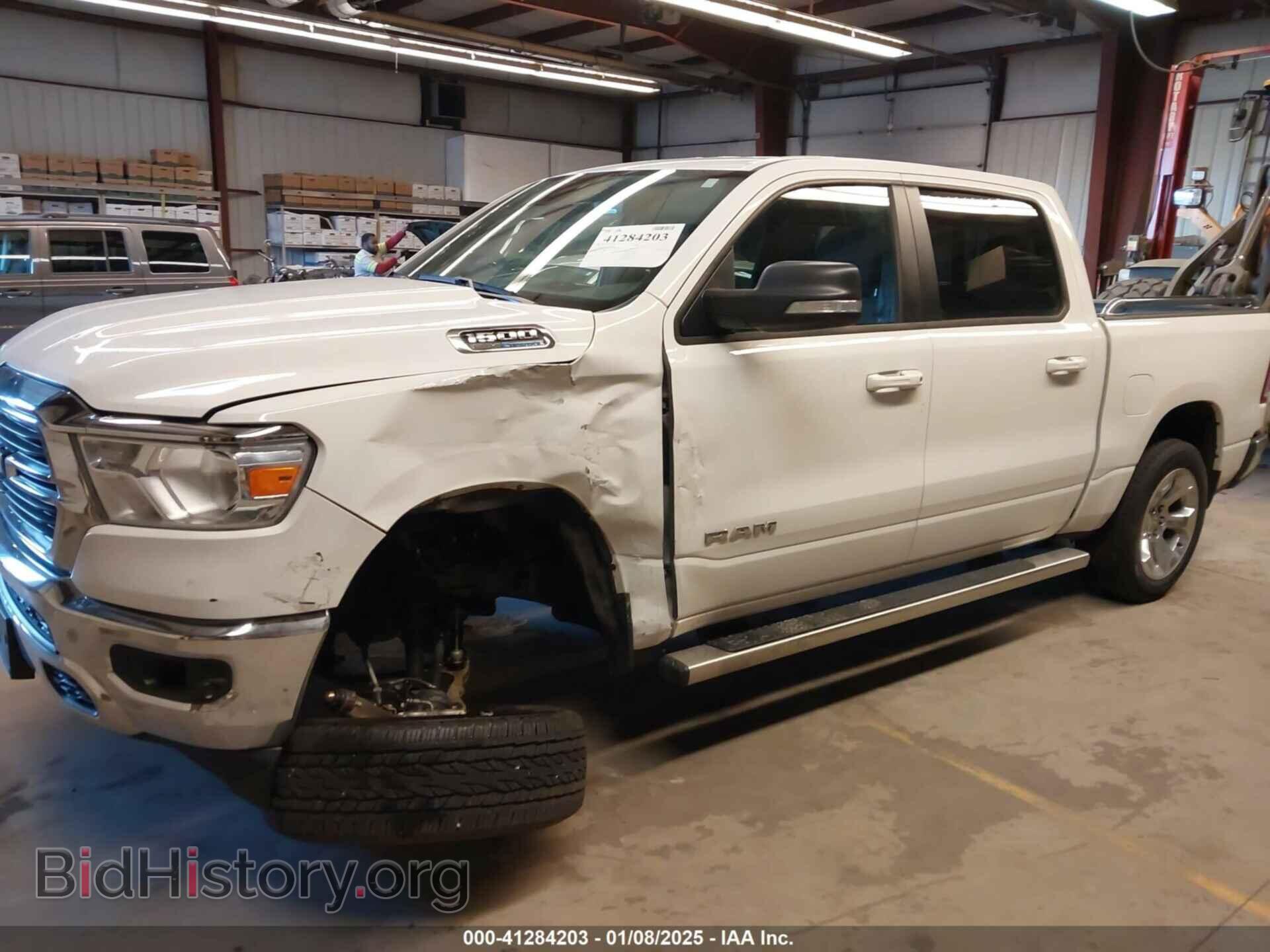 2021 RAM 1500 - VIN: 1C6SRFFT7MN777794 - Фото 2