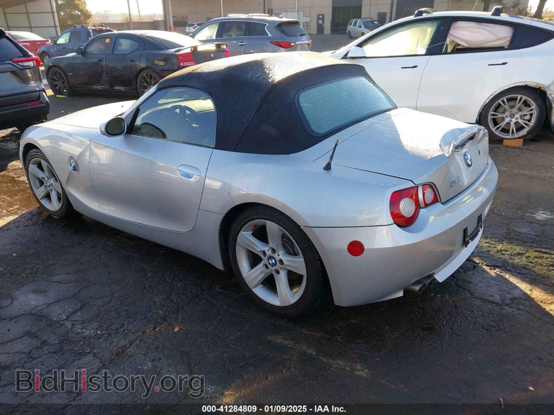 2005 BMW Z4 - VIN: 4USBT33585LS55620 - Фото 3