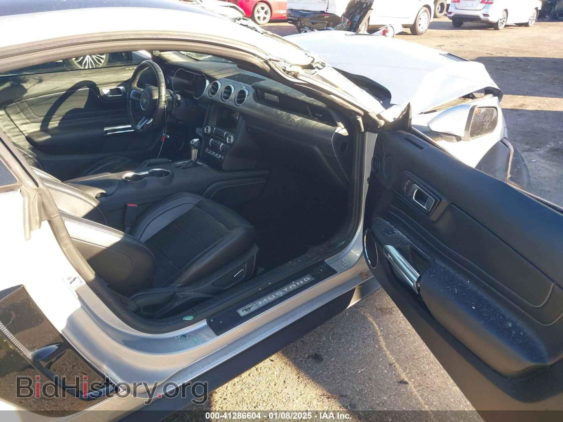 2019 FORD MUSTANG - VIN: 1FA6P8CF0K5200425 - Фото 5