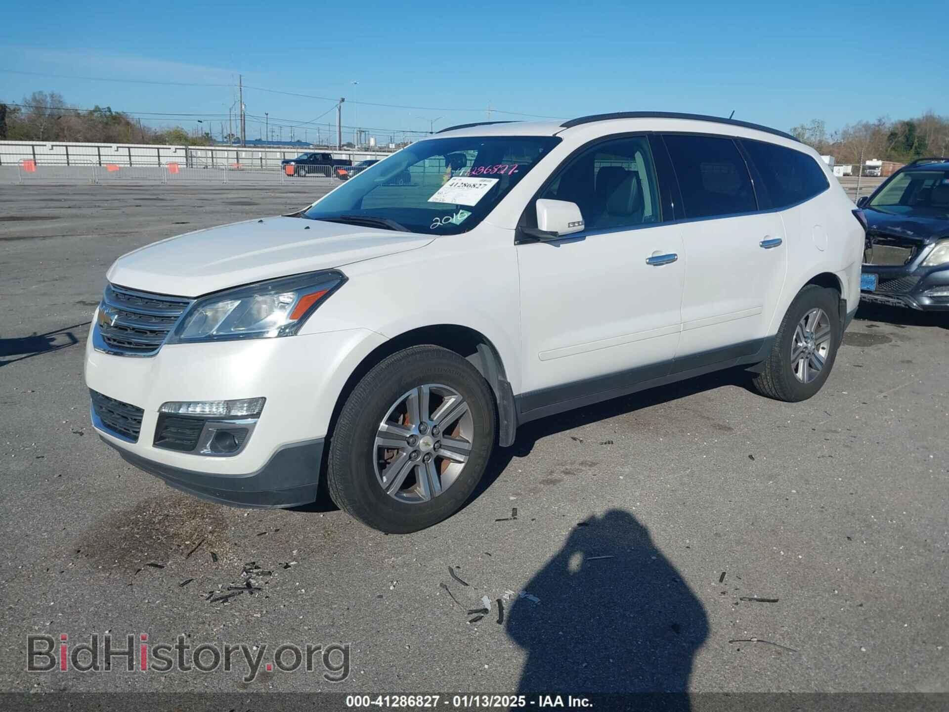 2016 CHEVROLET TRAVERSE - VIN: 1GNKRHKD0GJ271990 - Фото 2