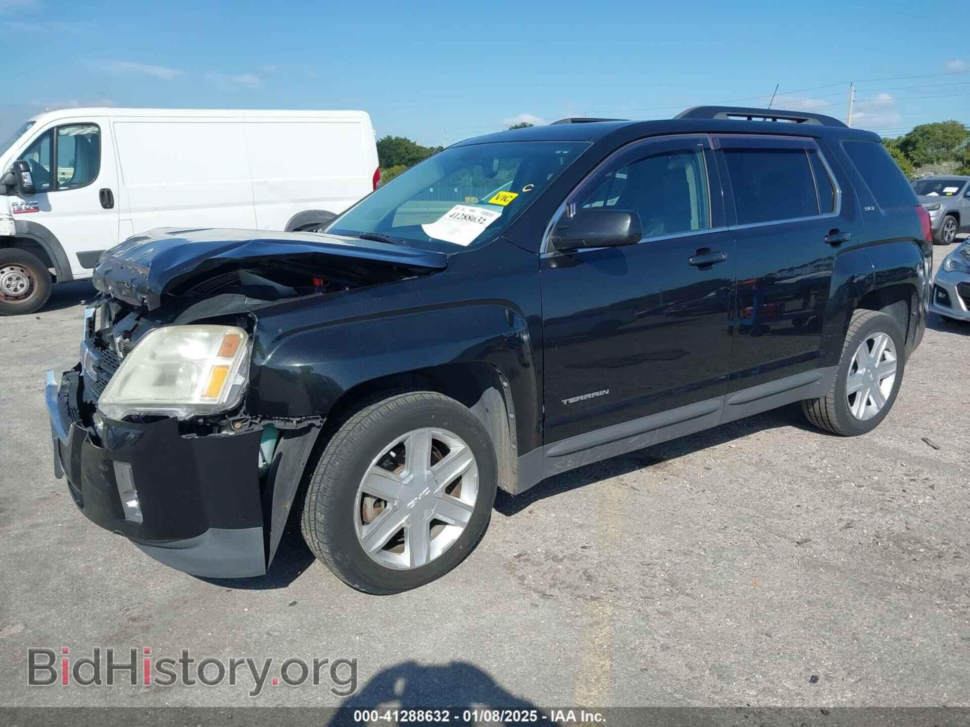 2011 GMC TERRAIN - VIN: 2CTFLVEC6B6445648 - Photo 2