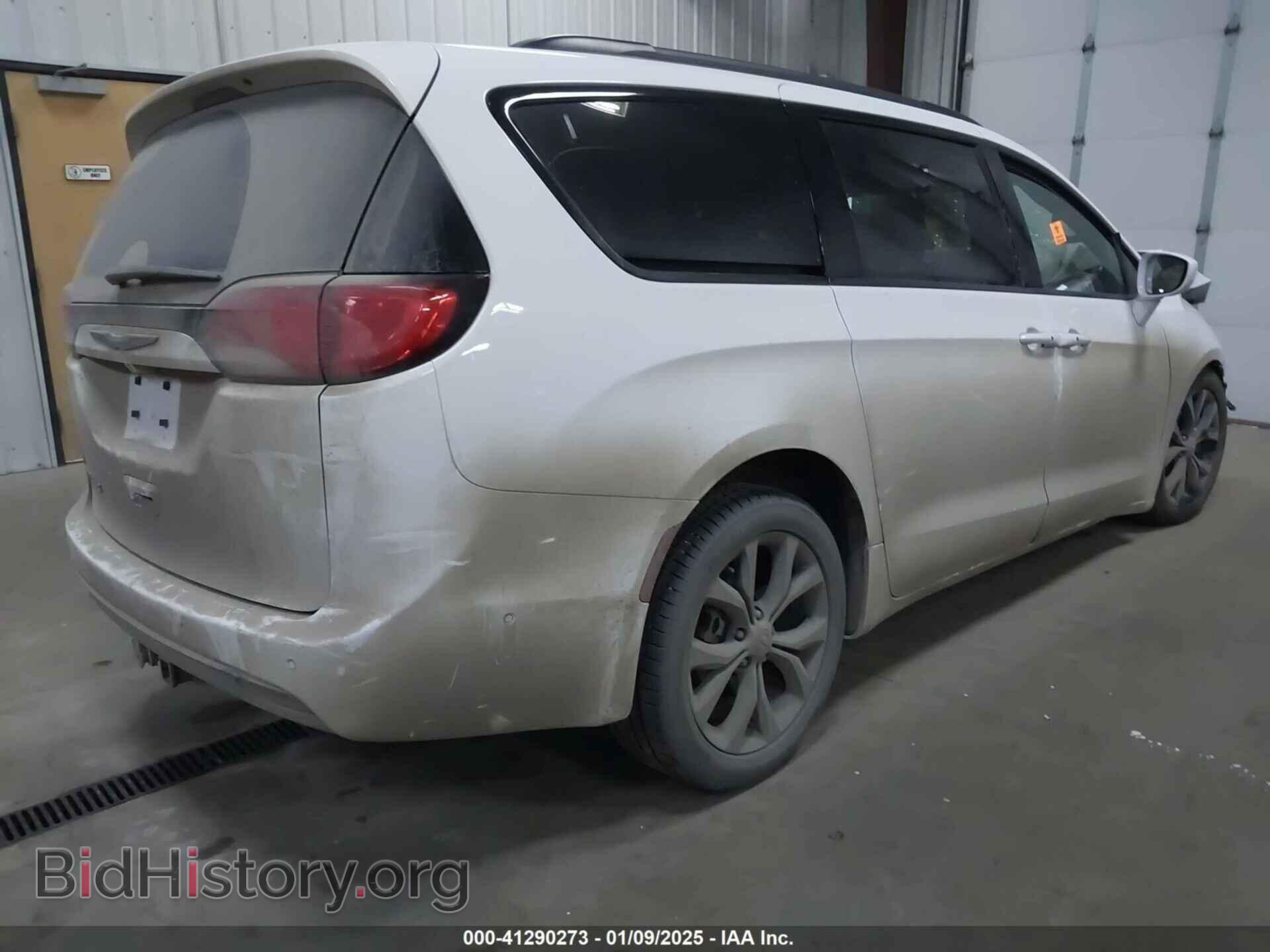 2019 CHRYSLER PACIFICA - VIN: 2C4RC1EG8KR615835 - Photo 4