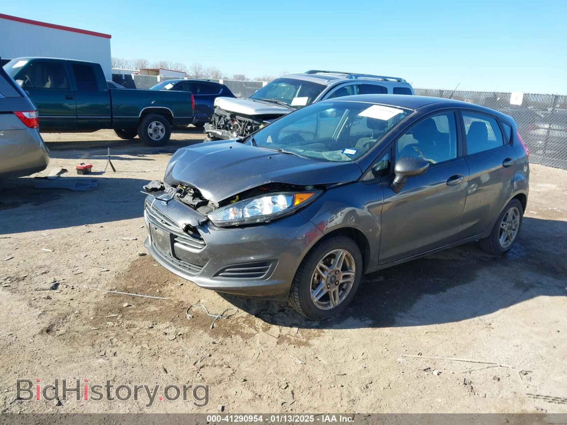 2017 FORD FIESTA - VIN: 3FADP4EJ2HM103943 - Фото 2