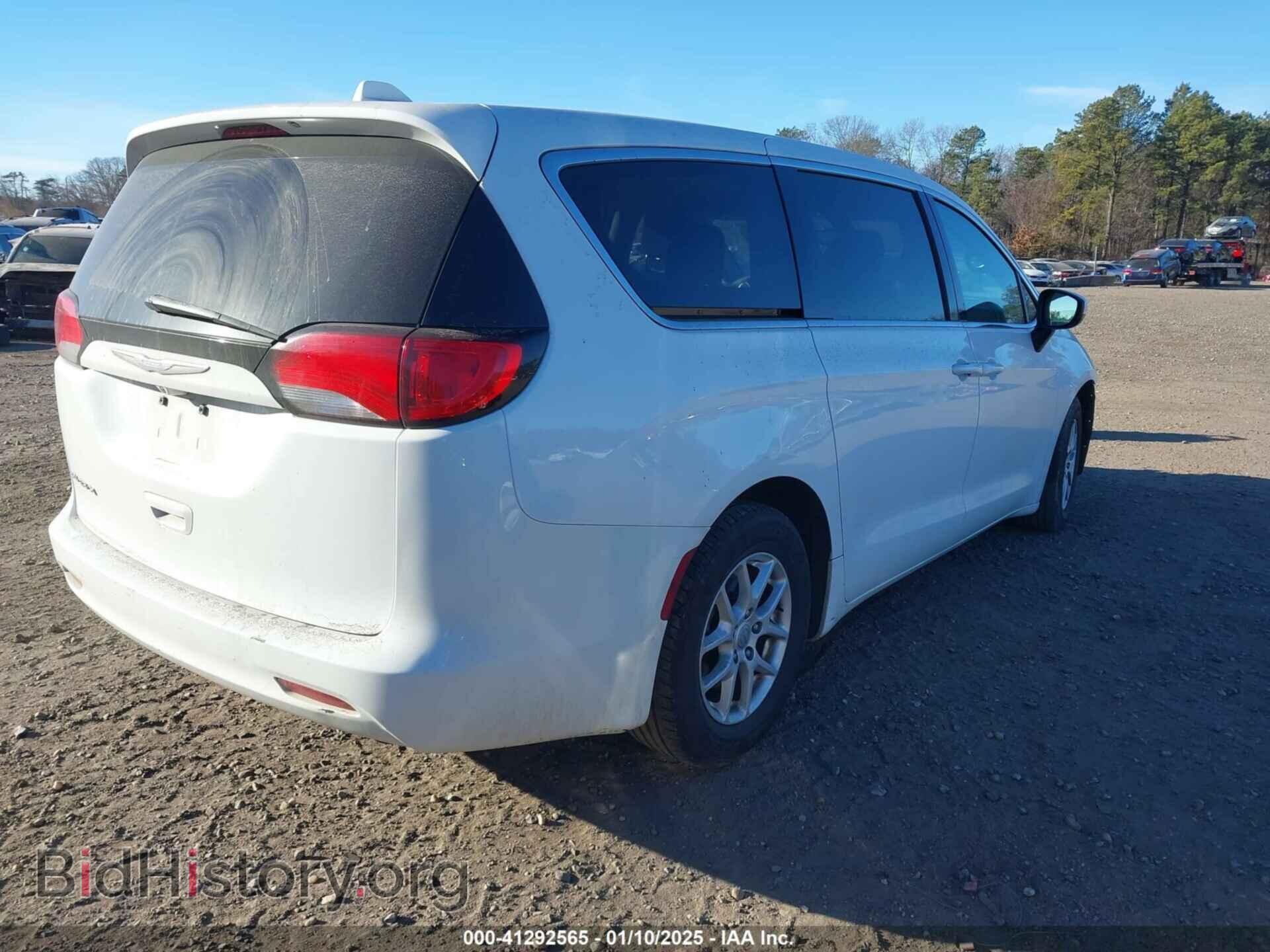 2017 CHRYSLER PACIFICA - VIN: 2C4RC1CG9HR705054 - Фото 4