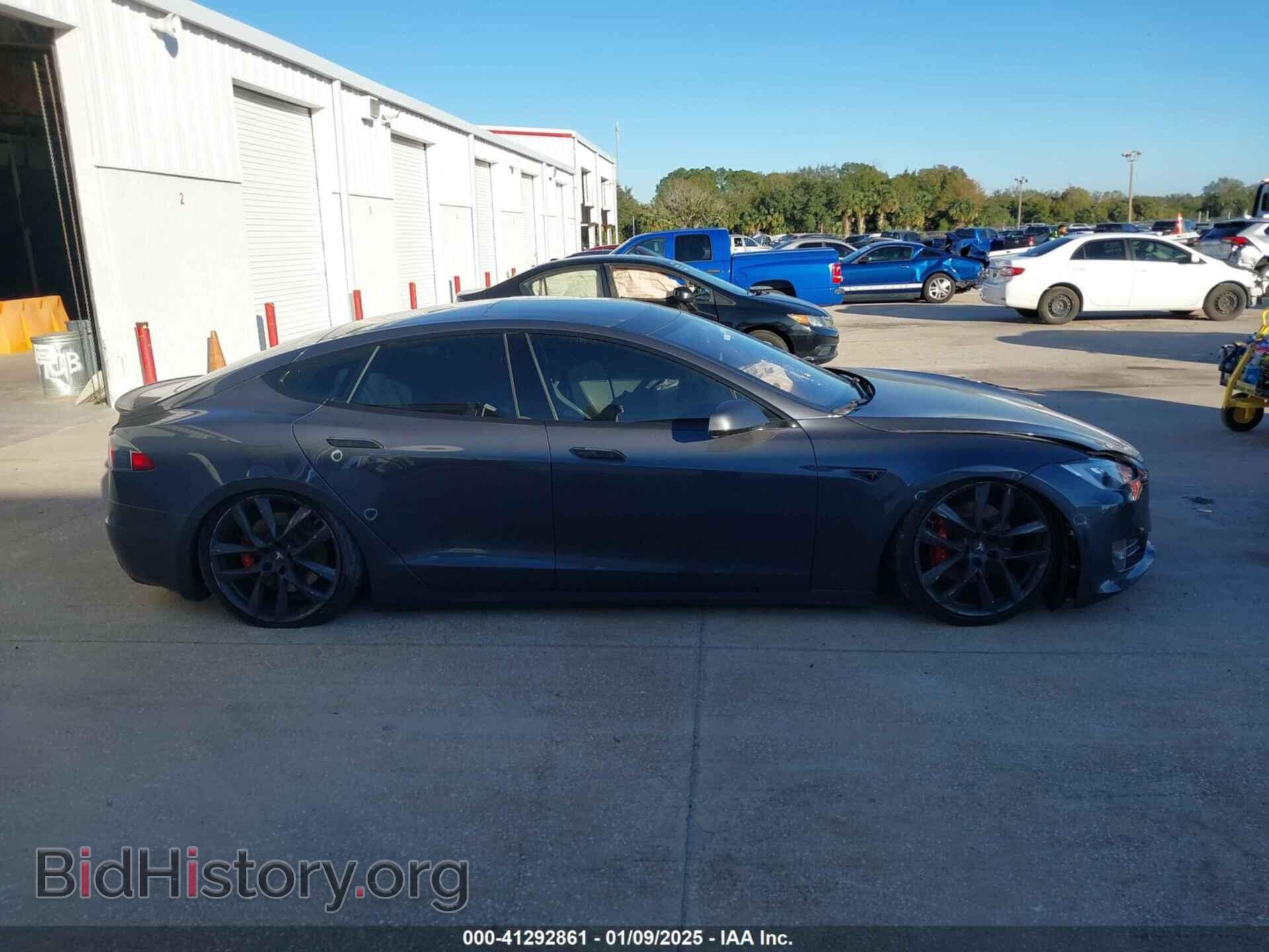 2016 TESLA MODEL S - VIN: 5YJSA1E4XGF139295 - Фото 13