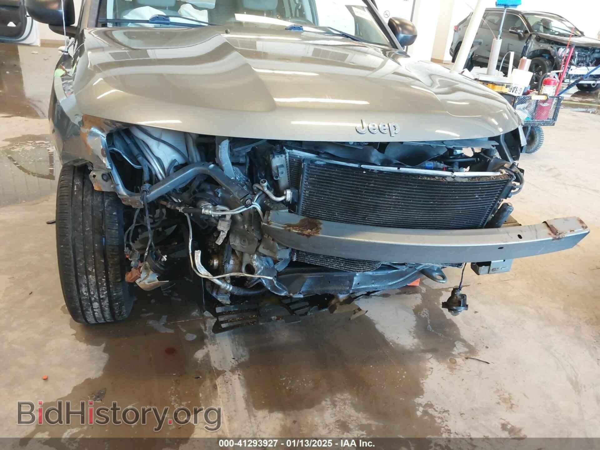 2011 JEEP COMPASS - VIN: 1J4NT1FB1BD236089 - Фото 6