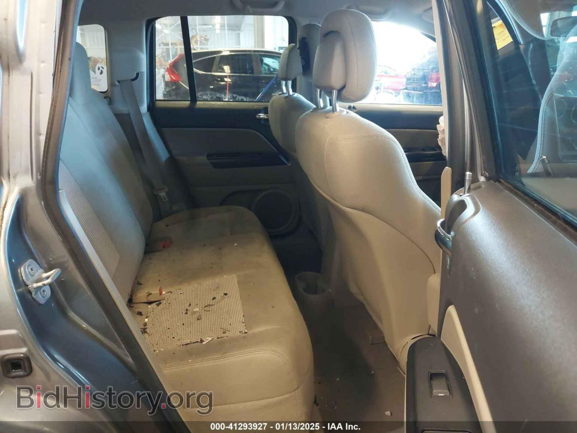 2011 JEEP COMPASS - VIN: 1J4NT1FB1BD236089 - Фото 8