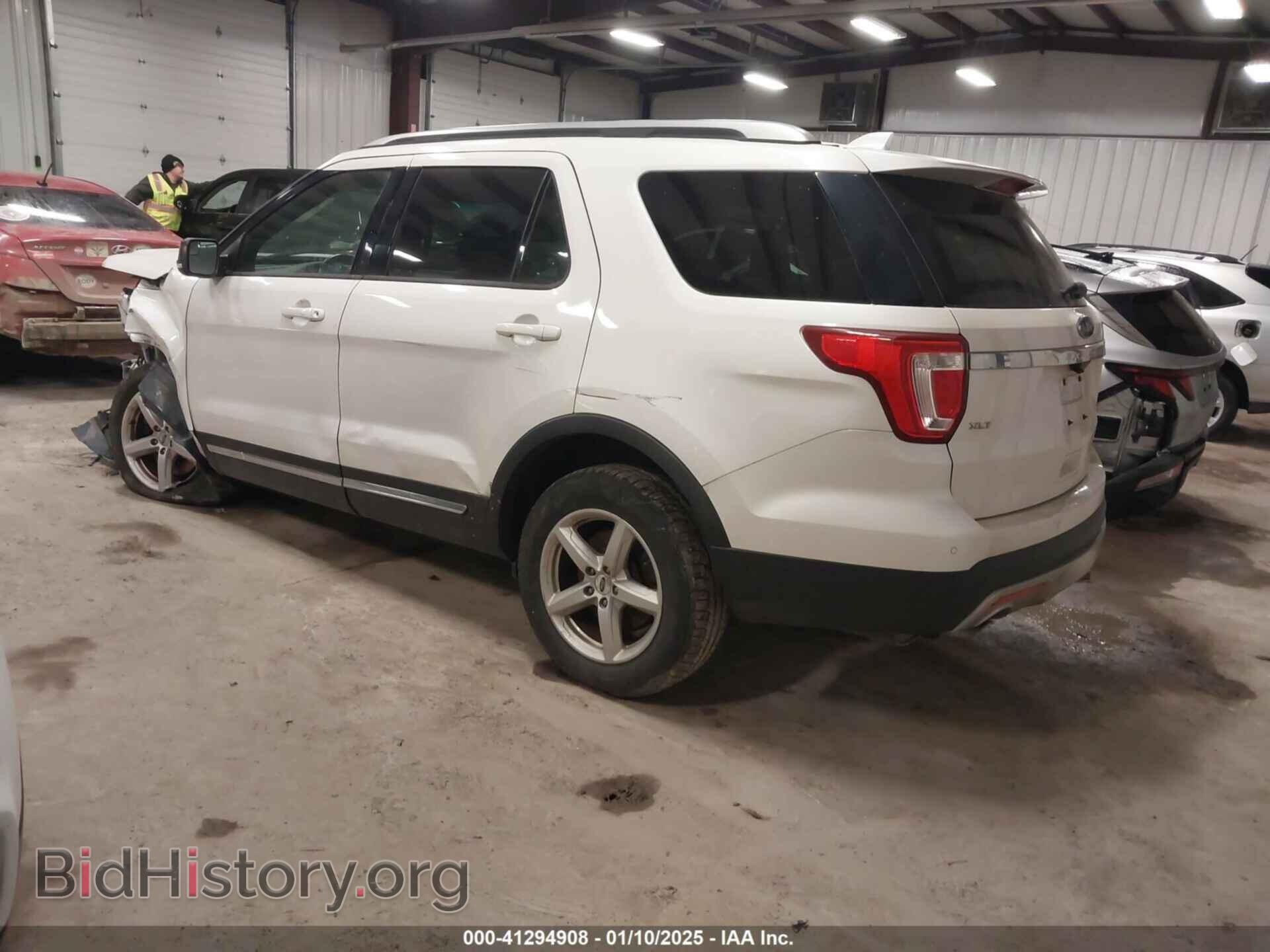 2016 FORD EXPLORER - VIN: 1FM5K8D85GGA94520 - Фото 3