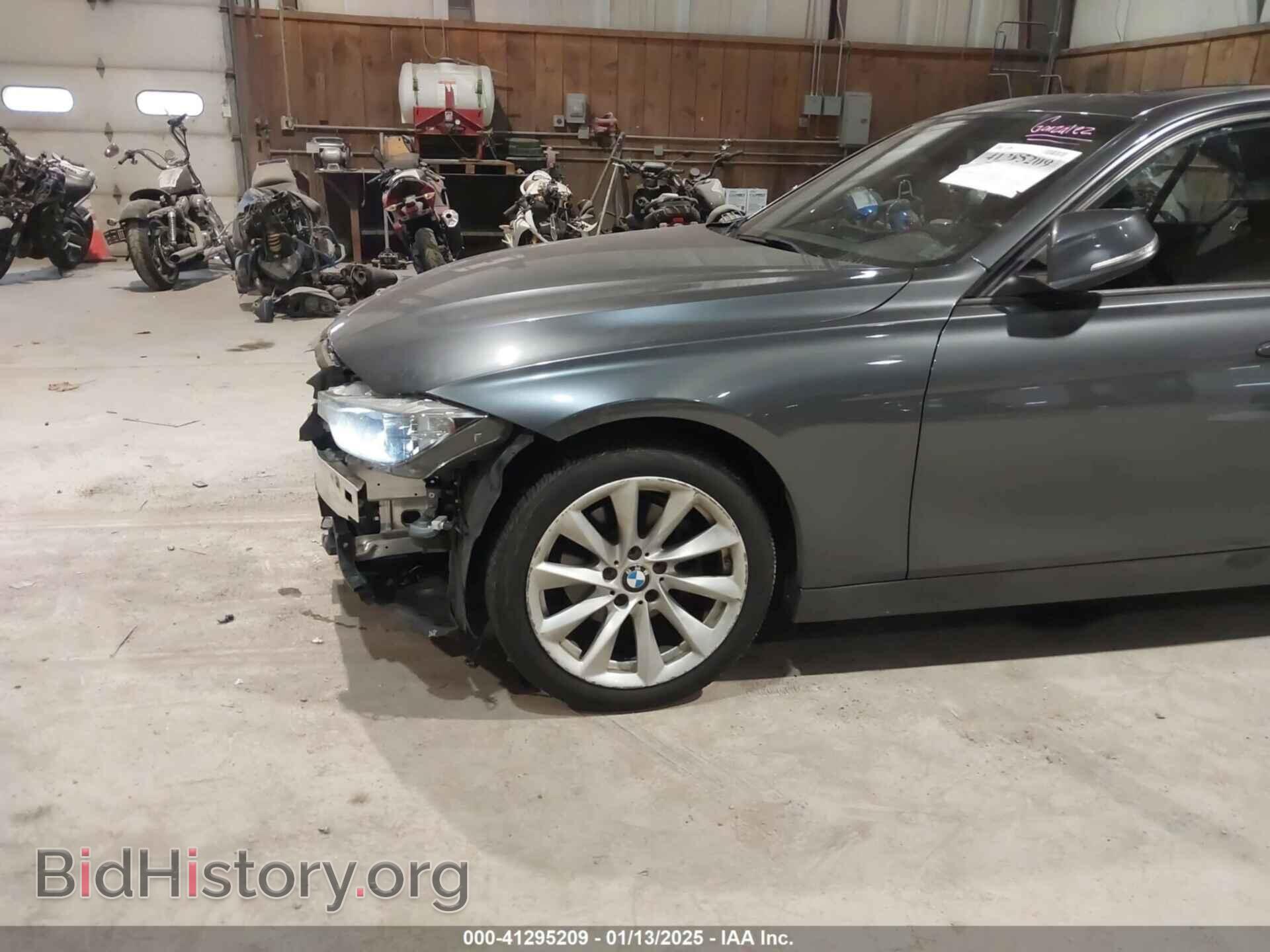 2017 BMW 320I - VIN: WBA8E5G31HNU43318 - Фото 17