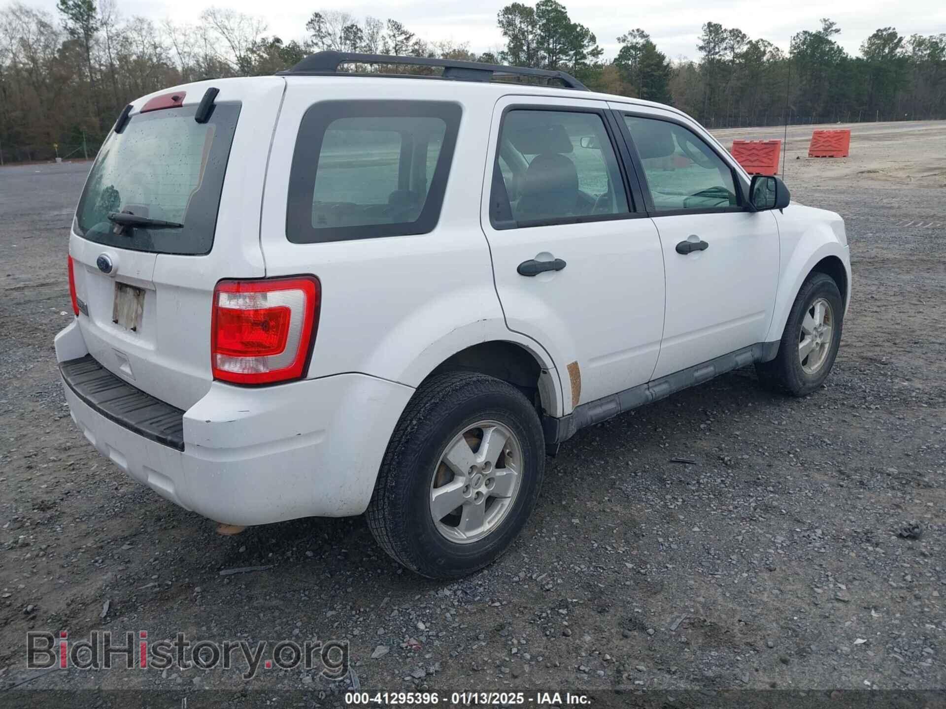 2010 FORD ESCAPE - VIN: 1FMCU0C70AKB03284 - Фото 4
