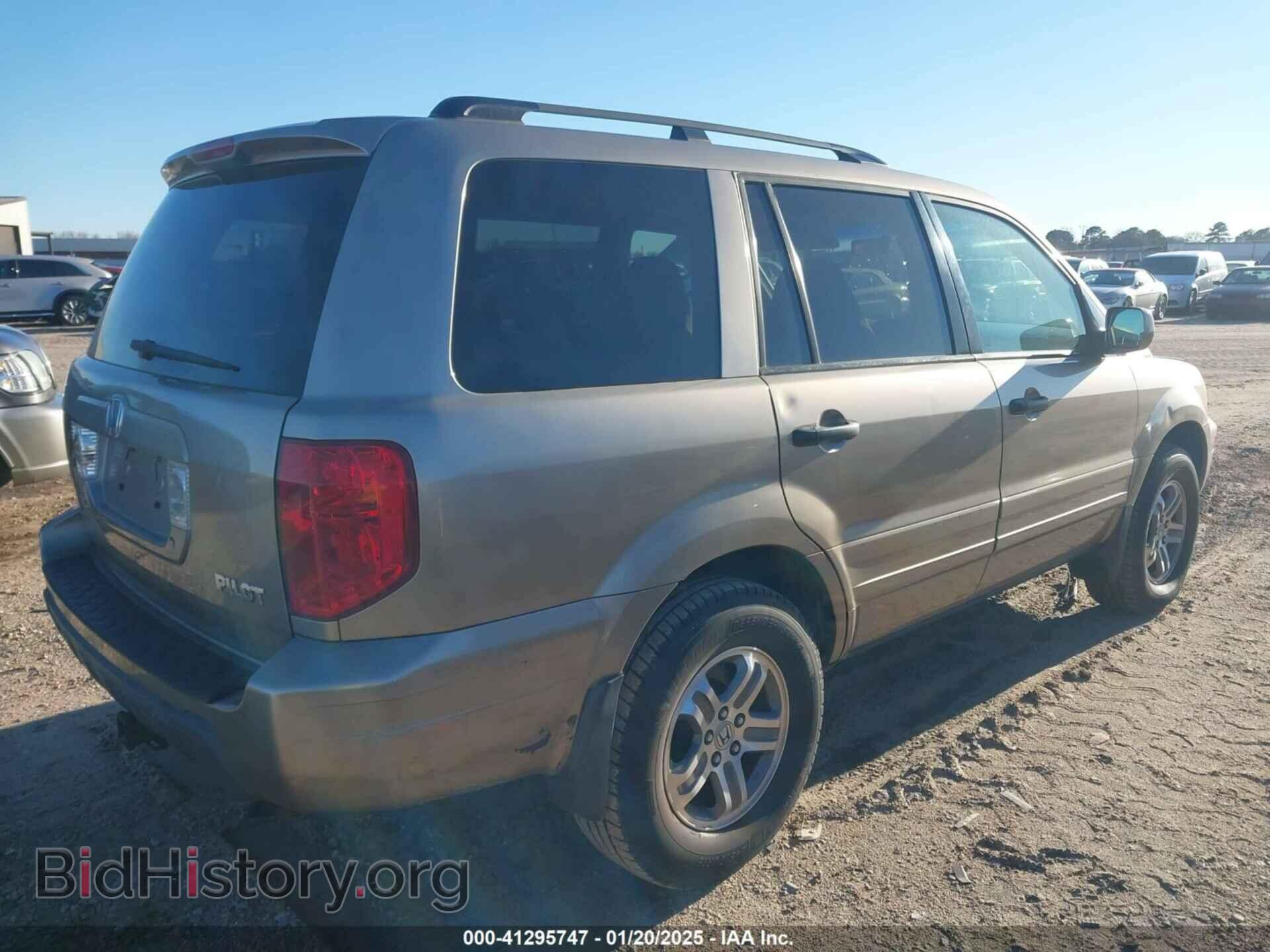 2005 HONDA PILOT - VIN: 5FNYF18655B062177 - Фото 4