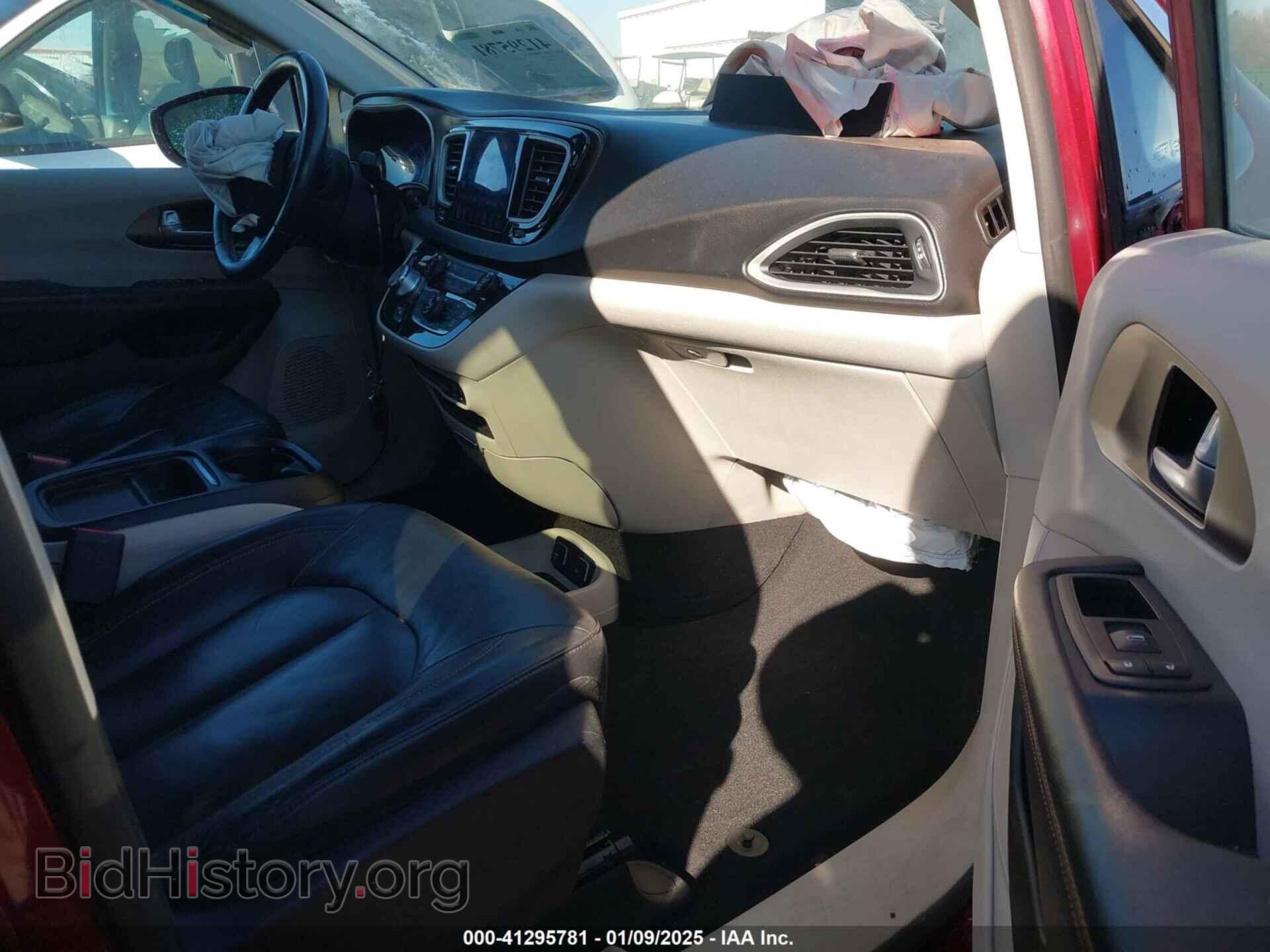 2017 CHRYSLER PACIFICA - VIN: 2C4RC1BG0HR524166 - Фото 5