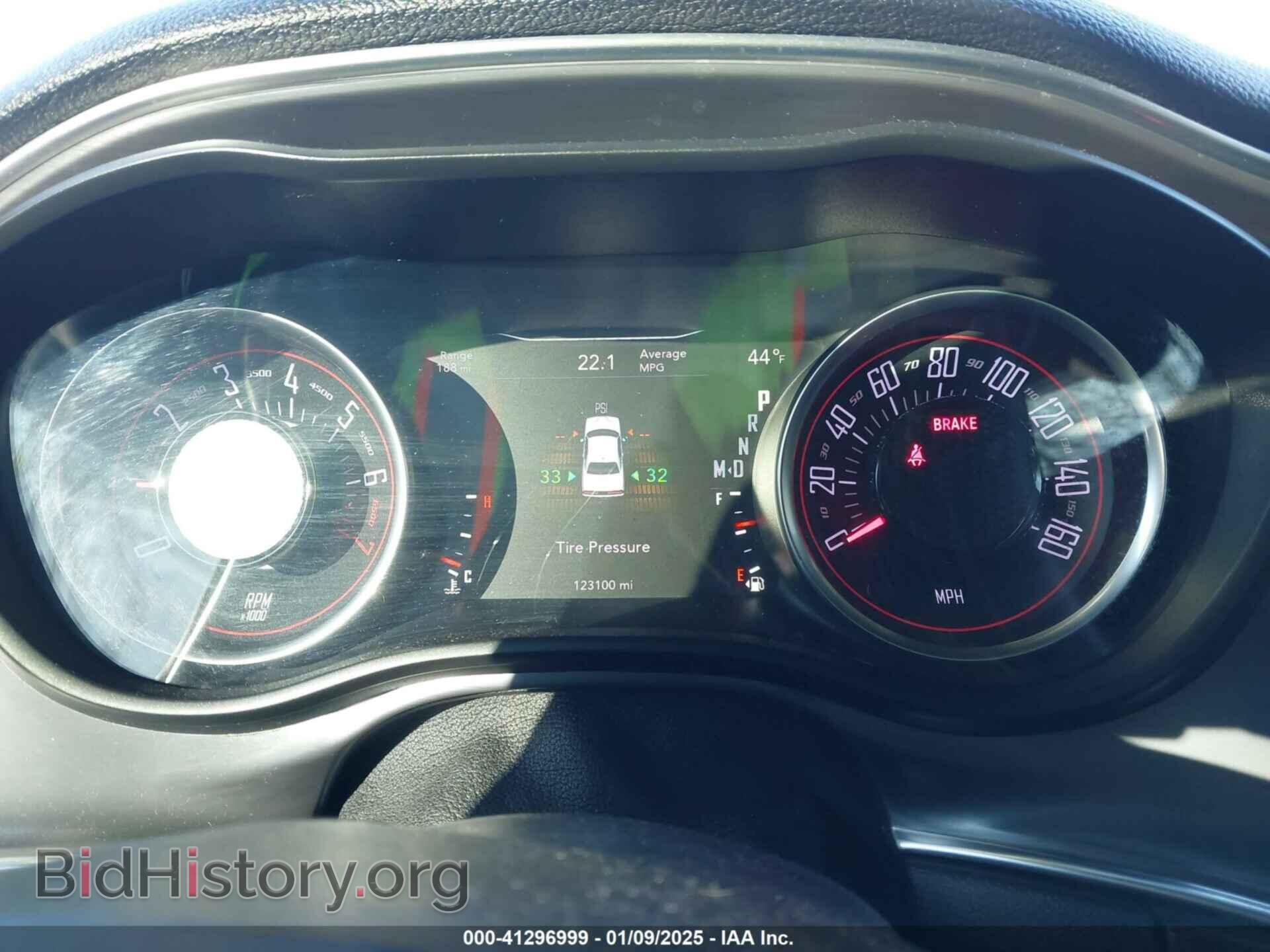 2017 DODGE CHALLENGER - VIN: 2C3CDZAG4HH635784 - Фото 7