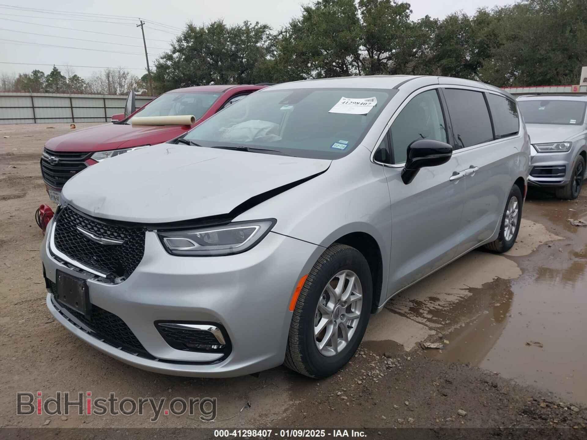 2024 CHRYSLER PACIFICA - VIN: 2C4RC1BG1RR129480 - Фото 2