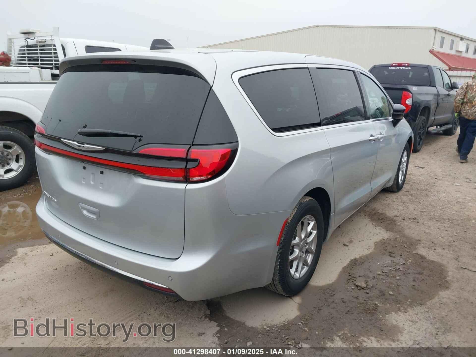 2024 CHRYSLER PACIFICA - VIN: 2C4RC1BG1RR129480 - Фото 4