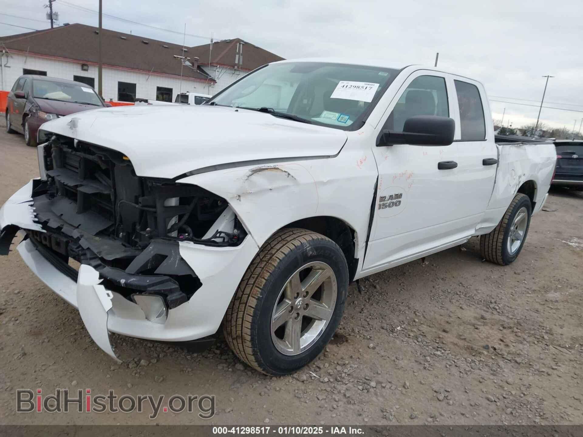 2018 RAM 1500 - VIN: 1C6RR7FG0JS220360 - Фото 2