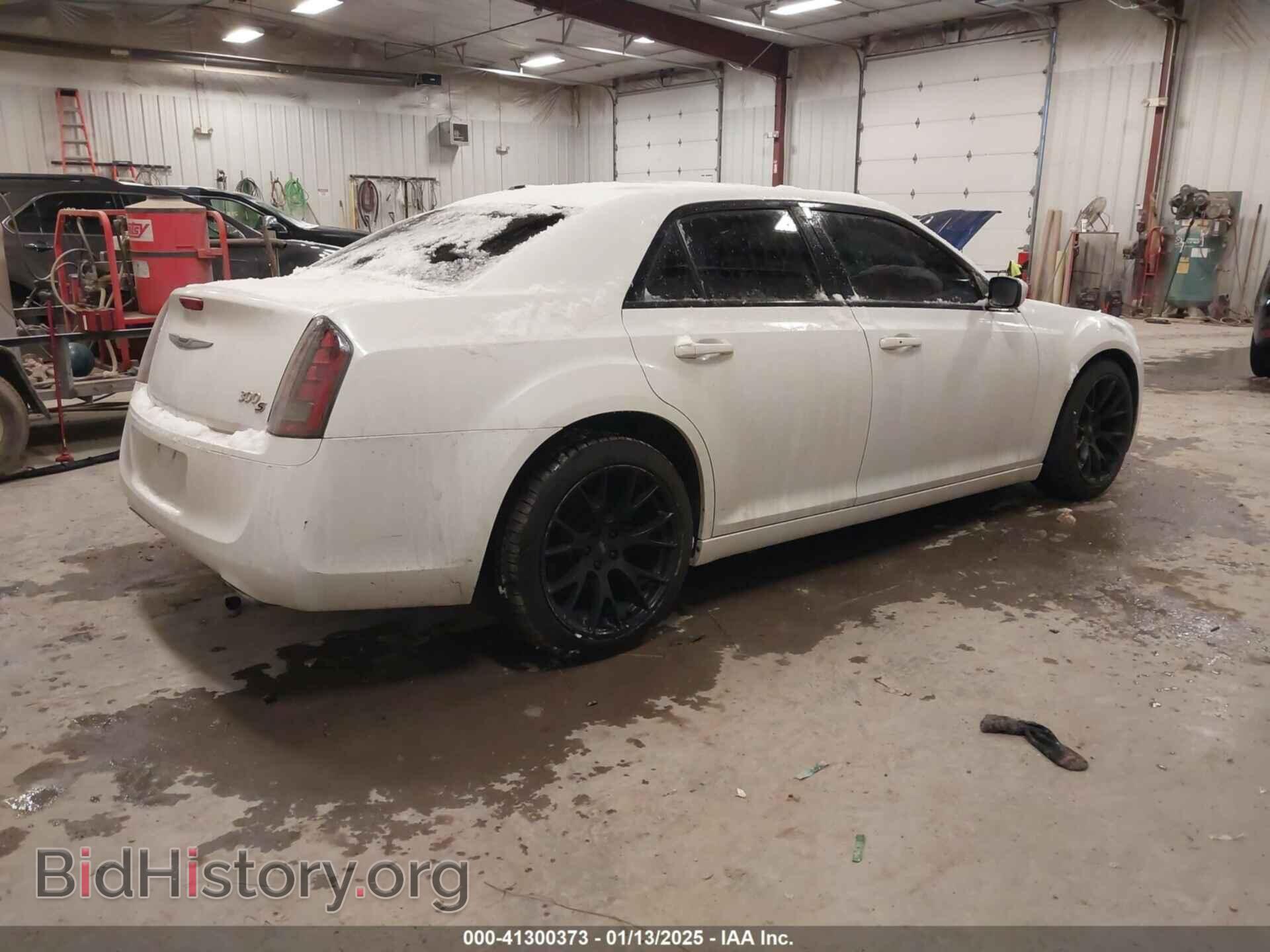 2014 CHRYSLER 300 - VIN: 2C3CCABG5EH305635 - Фото 4