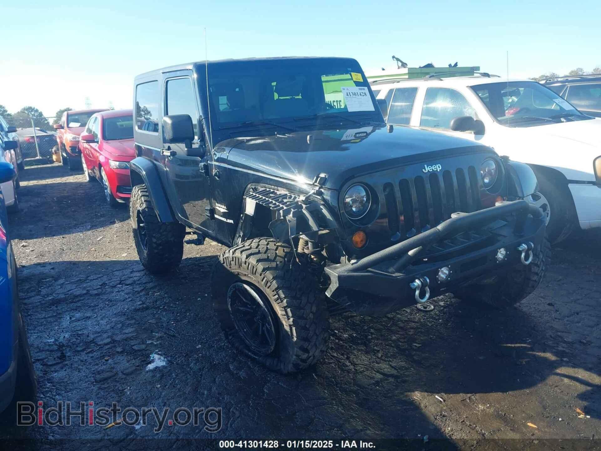 Фотография 1J4FA54128L583473 - JEEP WRANGLER 2008