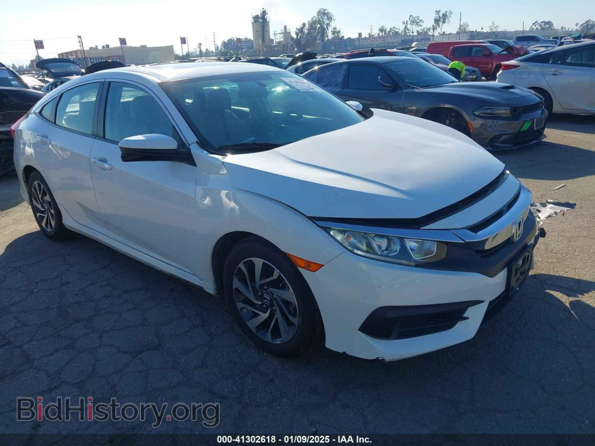Фотография 2HGFC2F74JH507774 - HONDA CIVIC 2018