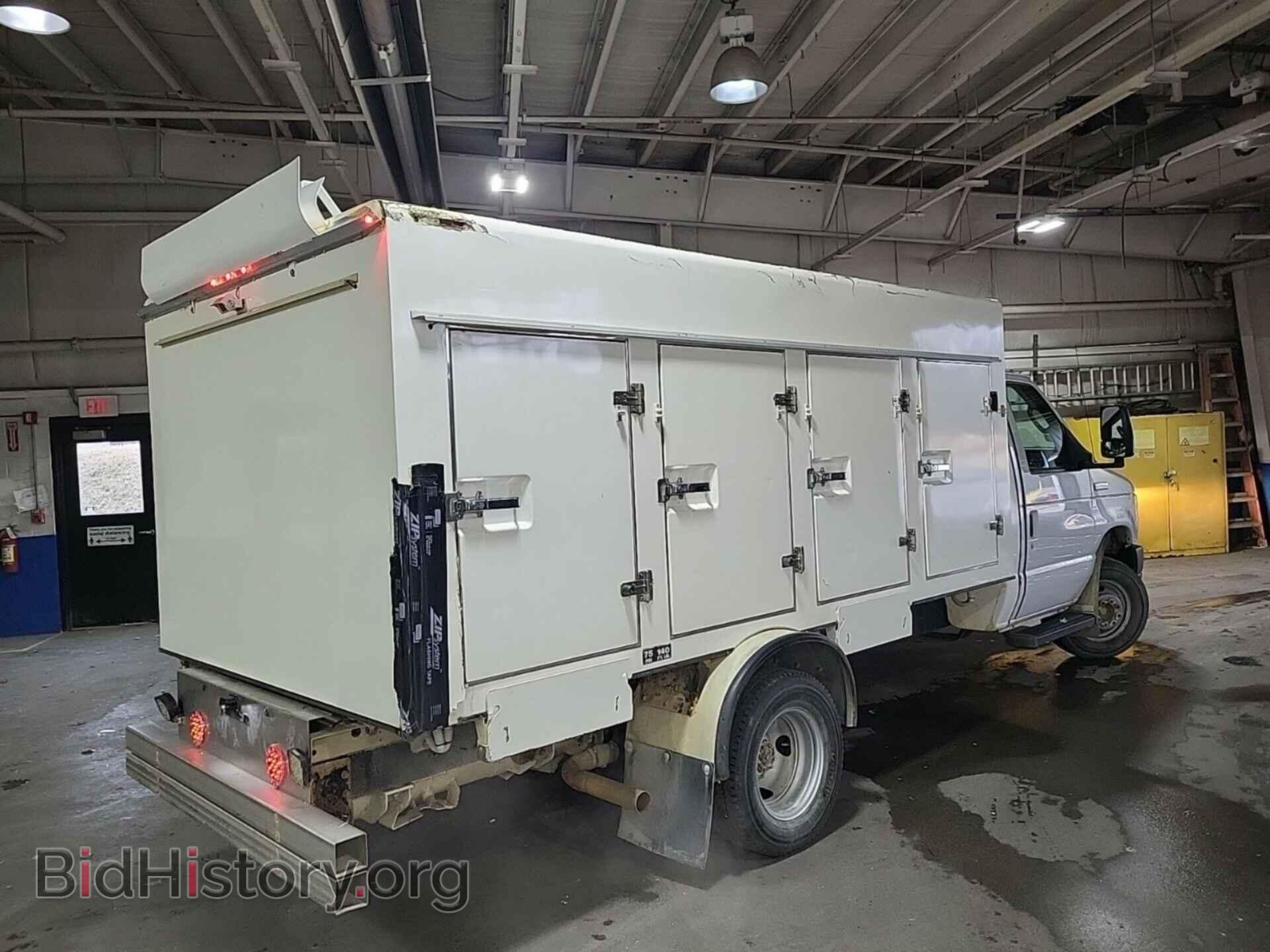 Photo 1FDXE4FS2KDC19291 - FORD E-450 CUTAWAY 2019