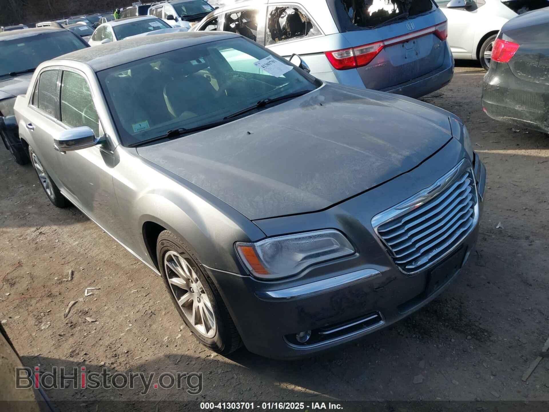 Фотография 2C3CCACG6CH307860 - CHRYSLER 300 2012