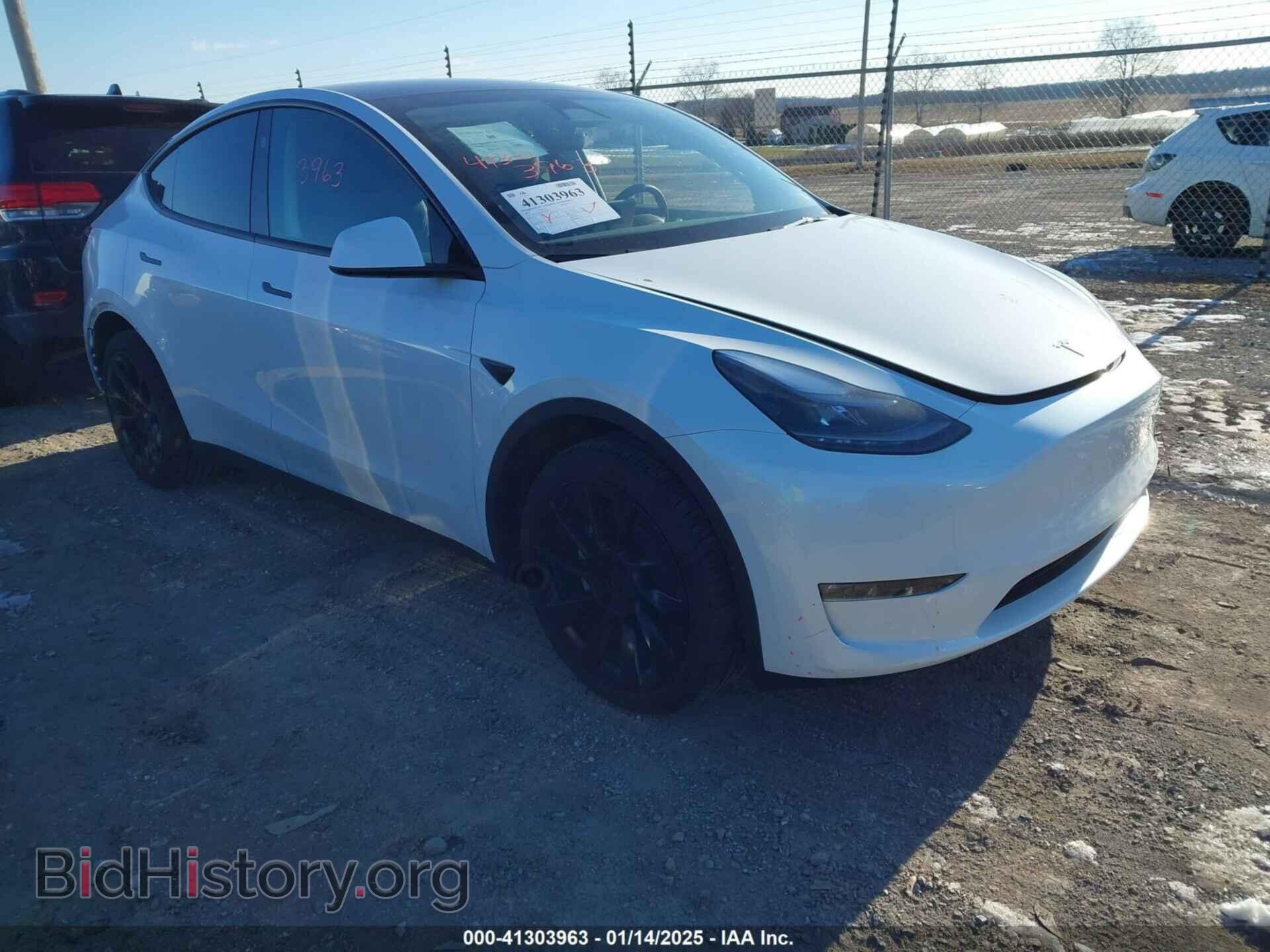 Photo 7SAYGDEE2PF855551 - TESLA MODEL Y 2023