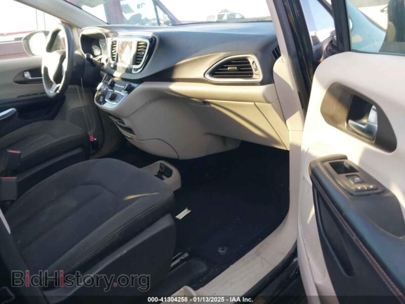 2018 Chrysler PACIFICA (VIN 2C4RC1AG5JR275077) — photo 5 of 16