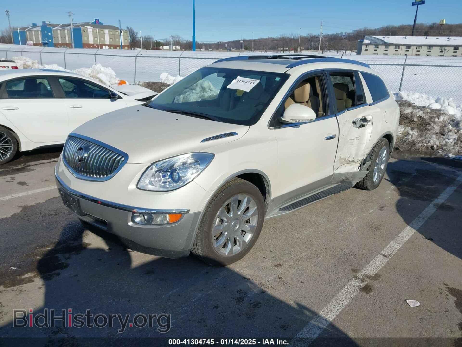 2011 BUICK ENCLAVE - VIN: 5GAKRCED2BJ146149 - Фото 2