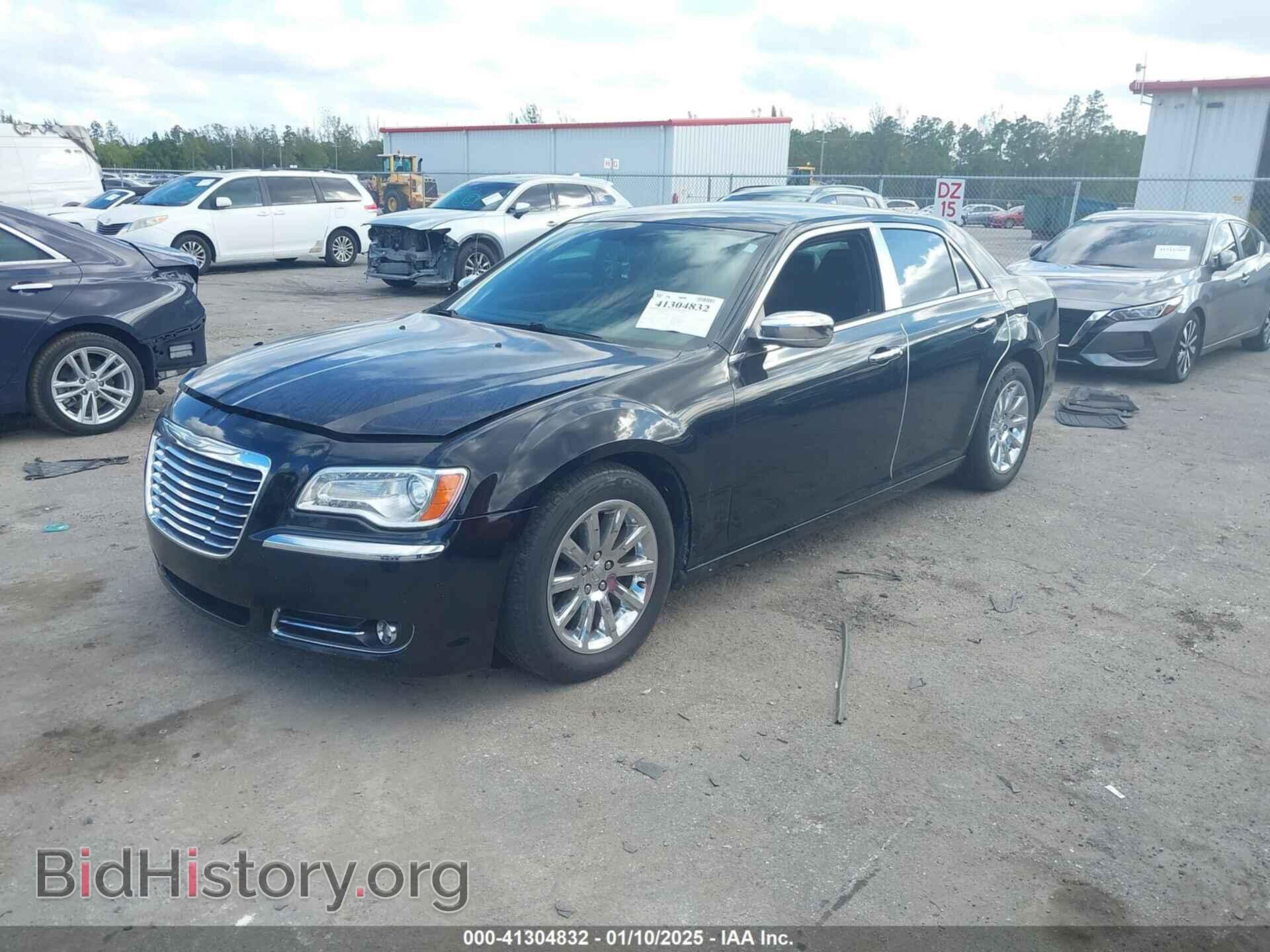 2013 CHRYSLER 300C - VIN: 2C3CCAET8DH541381 - Фото 2