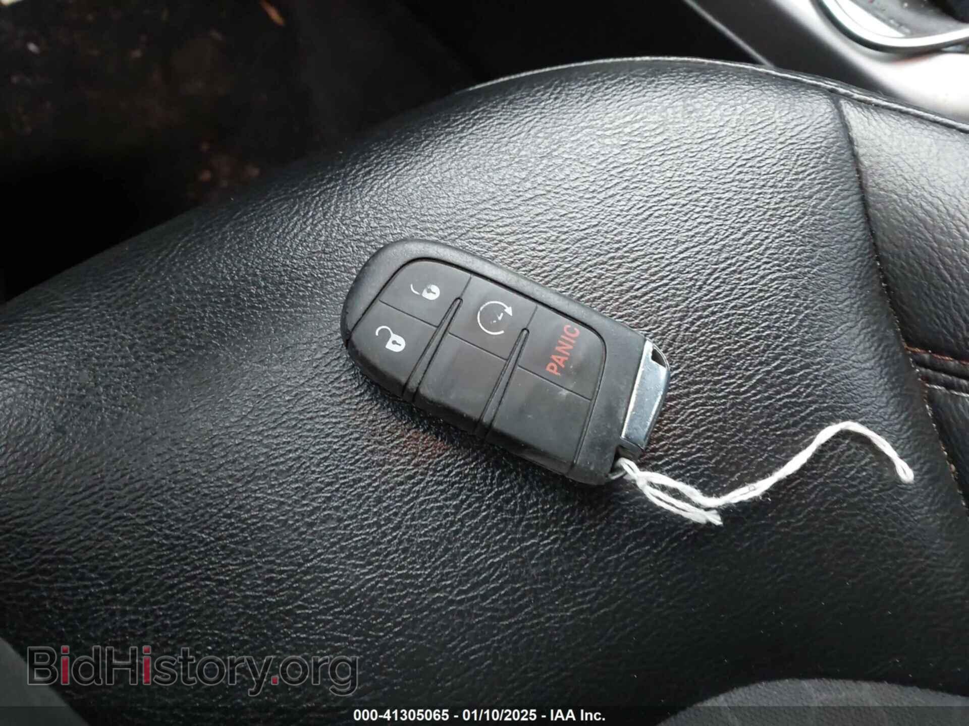 2018 JEEP COMPASS - VIN: 3C4NJDBBXJT467634 - Фото 11
