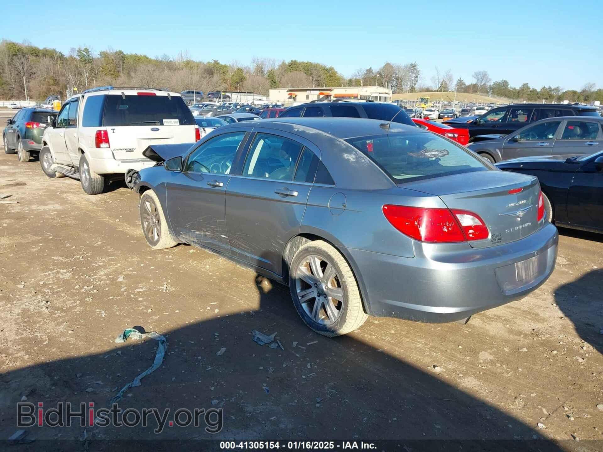 2010 CHRYSLER SEBRING - VIN: 1C3CC5FV0AN127697 - Фото 3