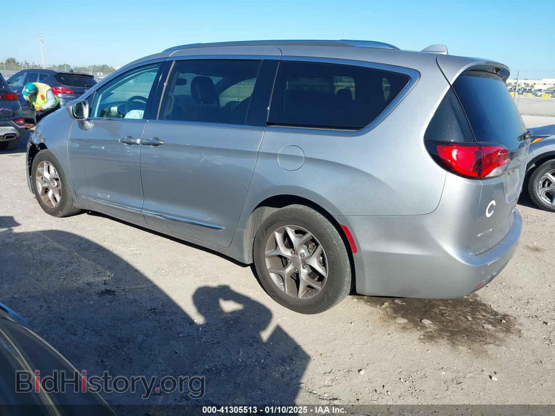 2020 CHRYSLER PACIFICA - VIN: 2C4RC1EG2LR121200 - Фото 3