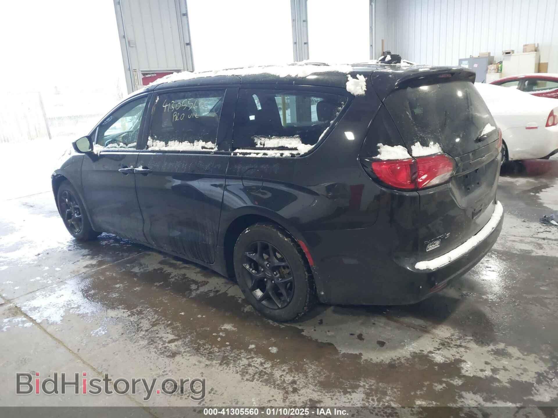 2019 CHRYSLER PACIFICA - VIN: 2C4RC1EG0KR577775 - Фото 3