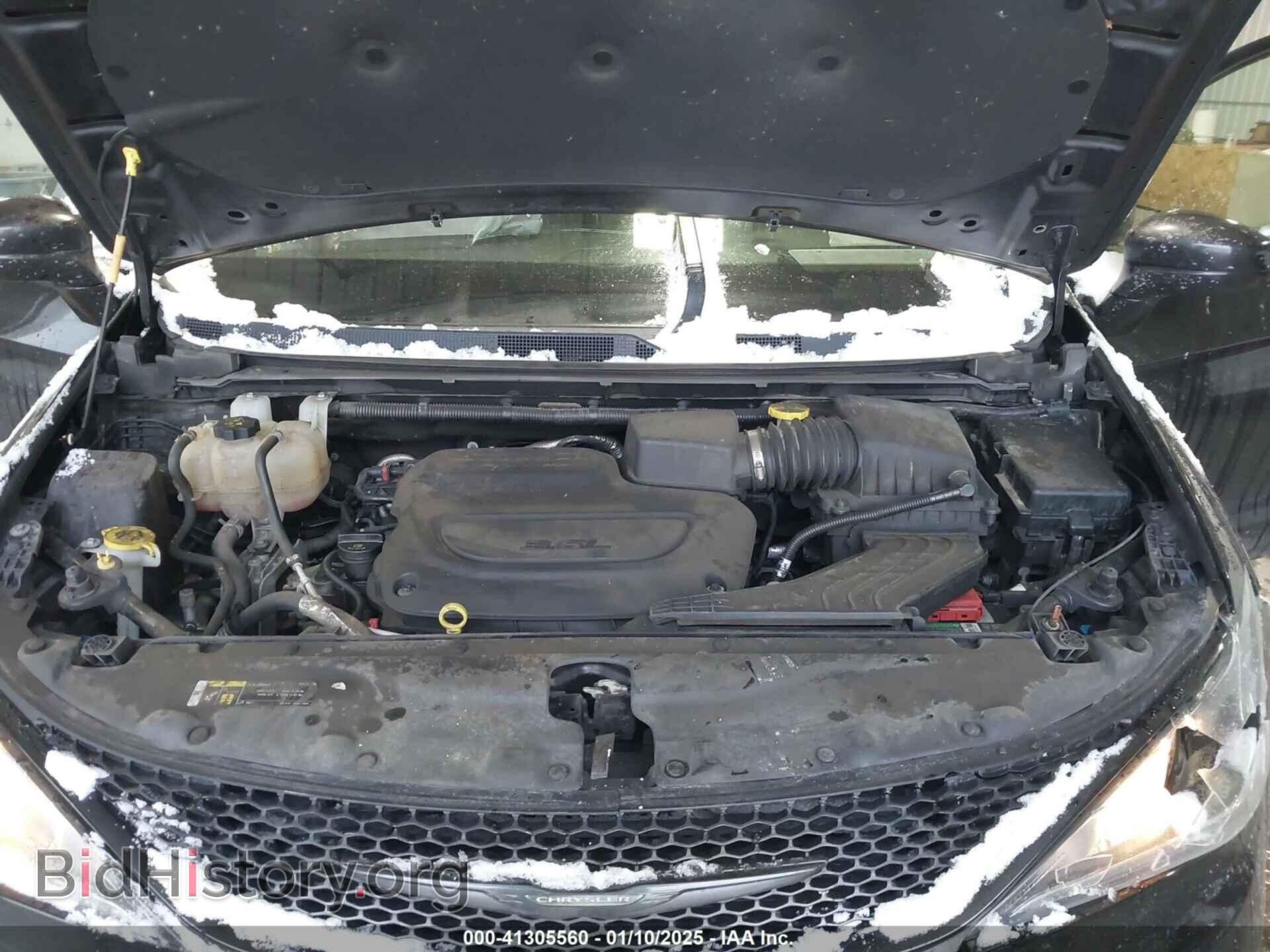 2019 CHRYSLER PACIFICA - VIN: 2C4RC1EG0KR577775 - Фото 10