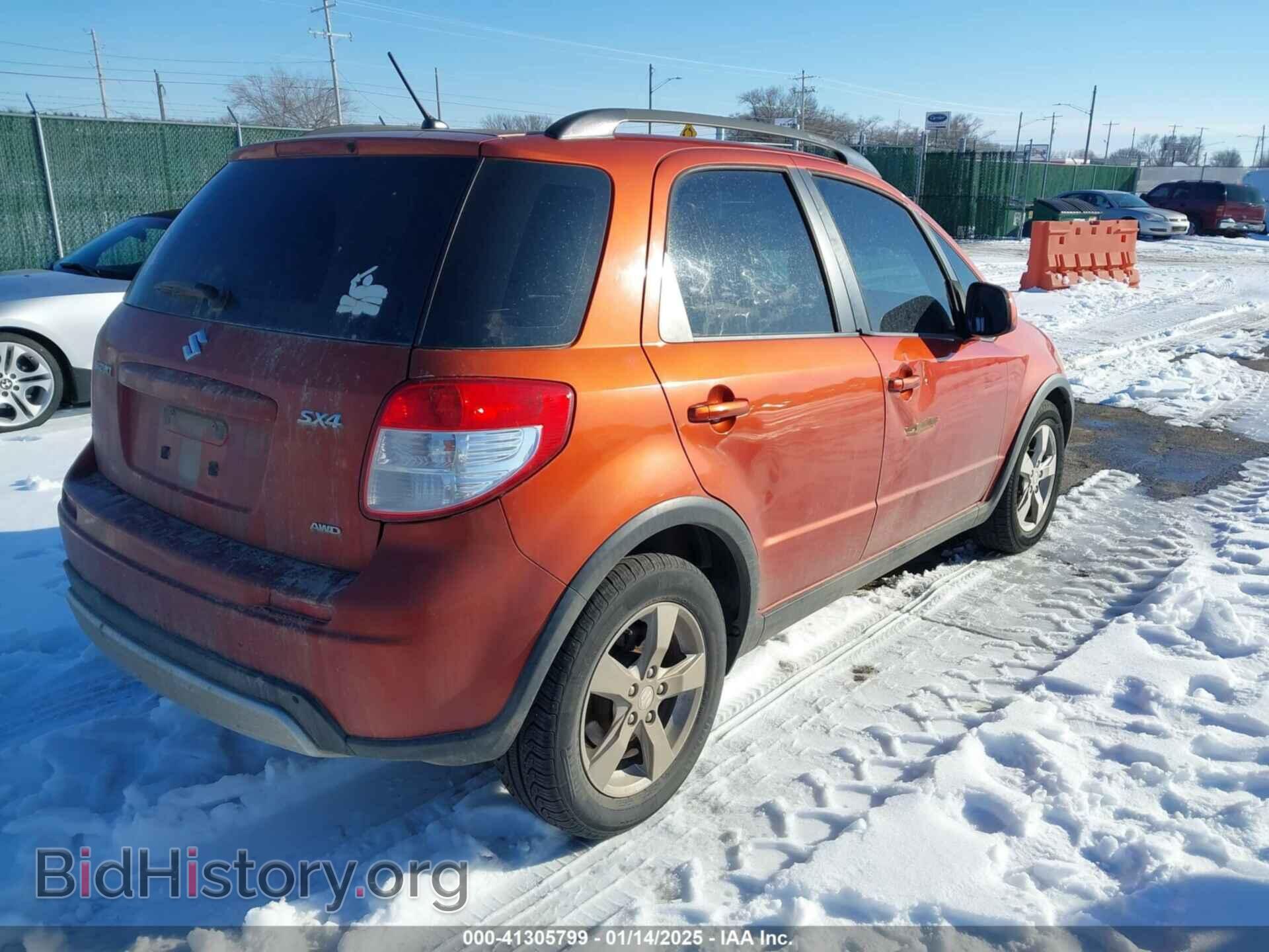 2011 SUZUKI SX4 - VIN: JS2YB5A32B6300695 - Фото 4