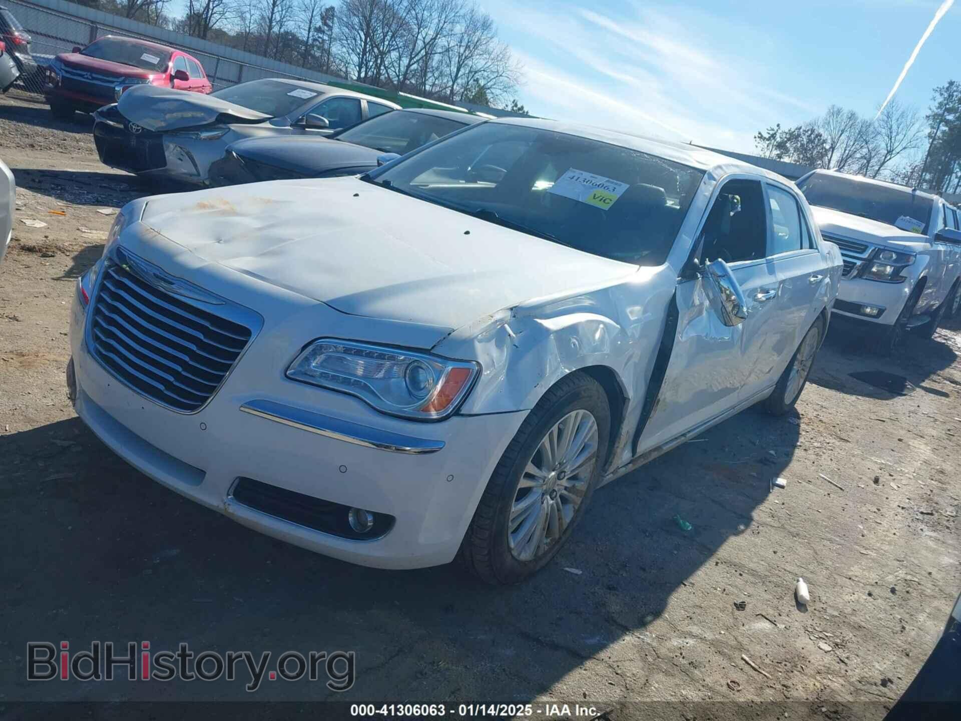 2013 CHRYSLER 300C - VIN: 2C3CCAKG6DH602475 - Фото 2