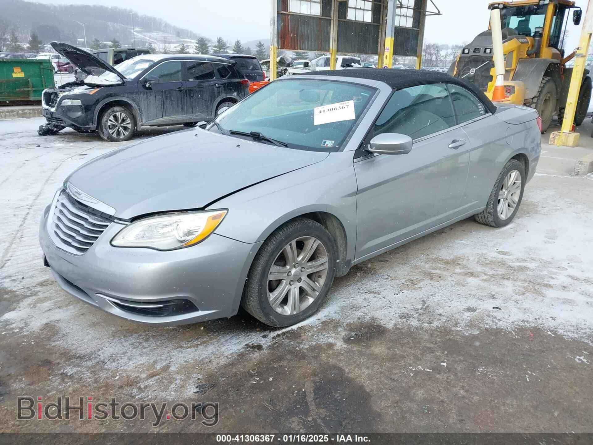 2014 CHRYSLER 200 - VIN: 1C3BCBEG8EN107796 - Фото 2