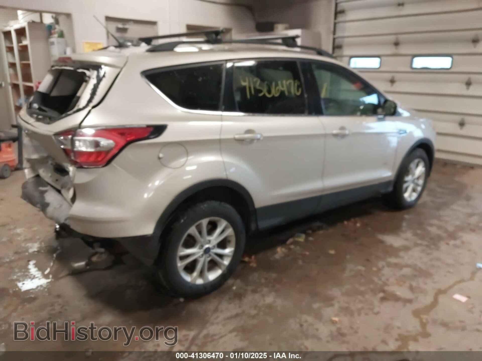 2017 FORD ESCAPE - VIN: 1FMCU9G95HUF05798 - Фото 4