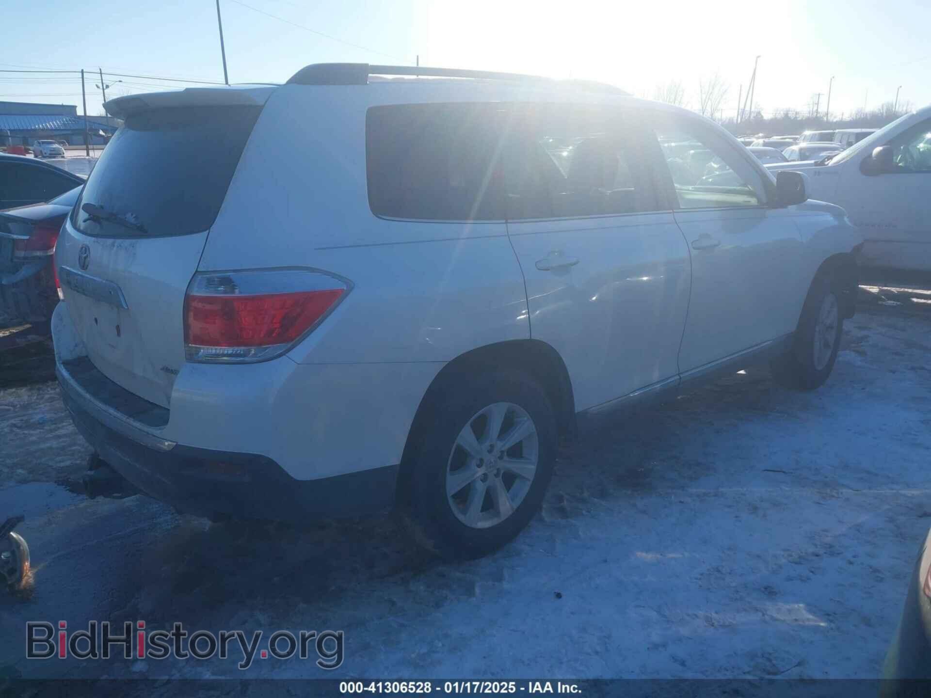 2013 TOYOTA HIGHLANDER - VIN: 5TDBK3EH8DS269157 - Фото 4
