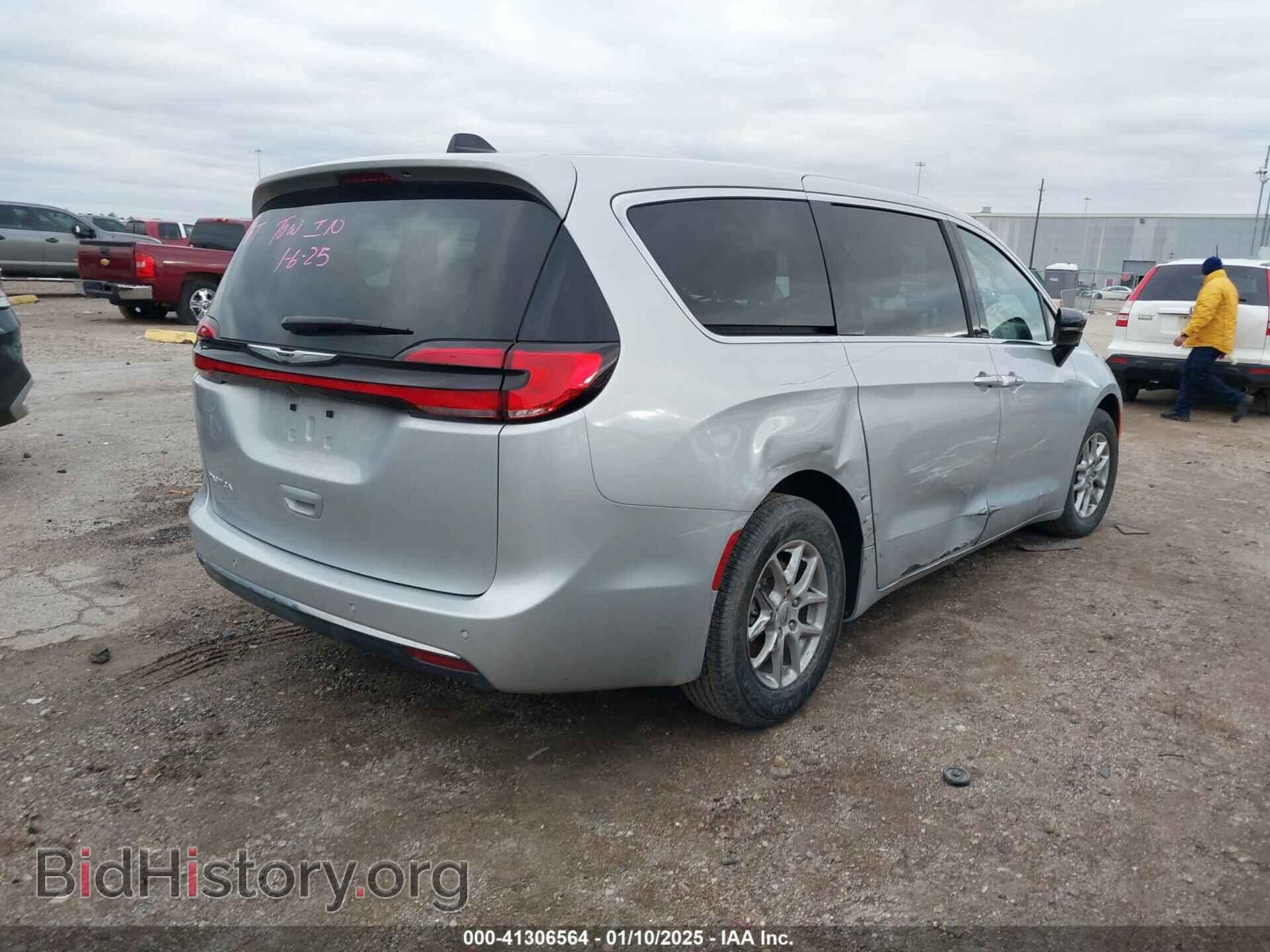 2024 CHRYSLER PACIFICA - VIN: 2C4RC1BG1RR162382 - Фото 4