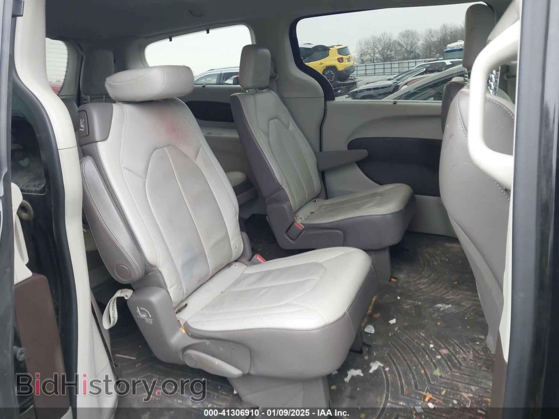 2018 CHRYSLER PACIFICA - VIN: 2C4RC1BG8JR217334 - Фото 8