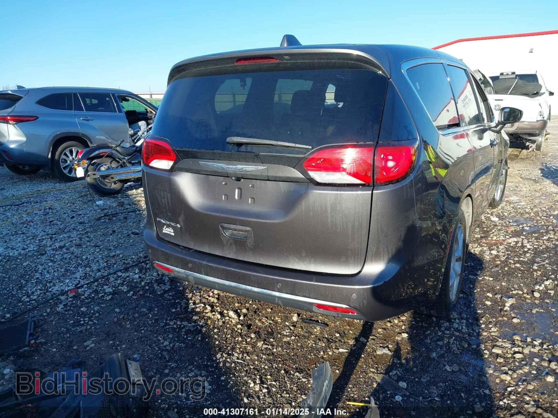 2018 CHRYSLER PACIFICA - VIN: 2C4RC1FG3JR125607 - Photo 4