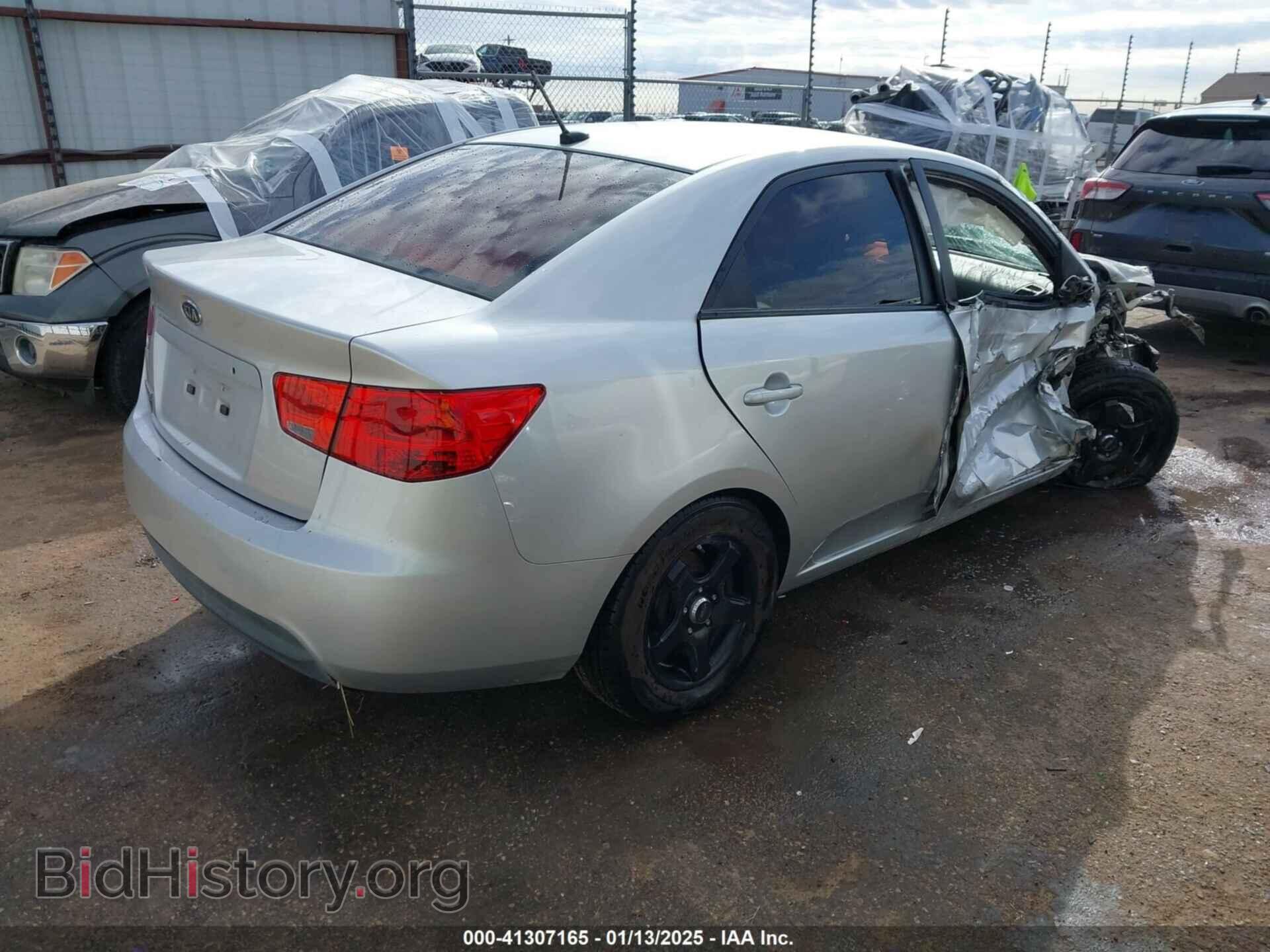 2012 KIA FORTE - VIN: KNAFT4A25C5532888 - Фото 4