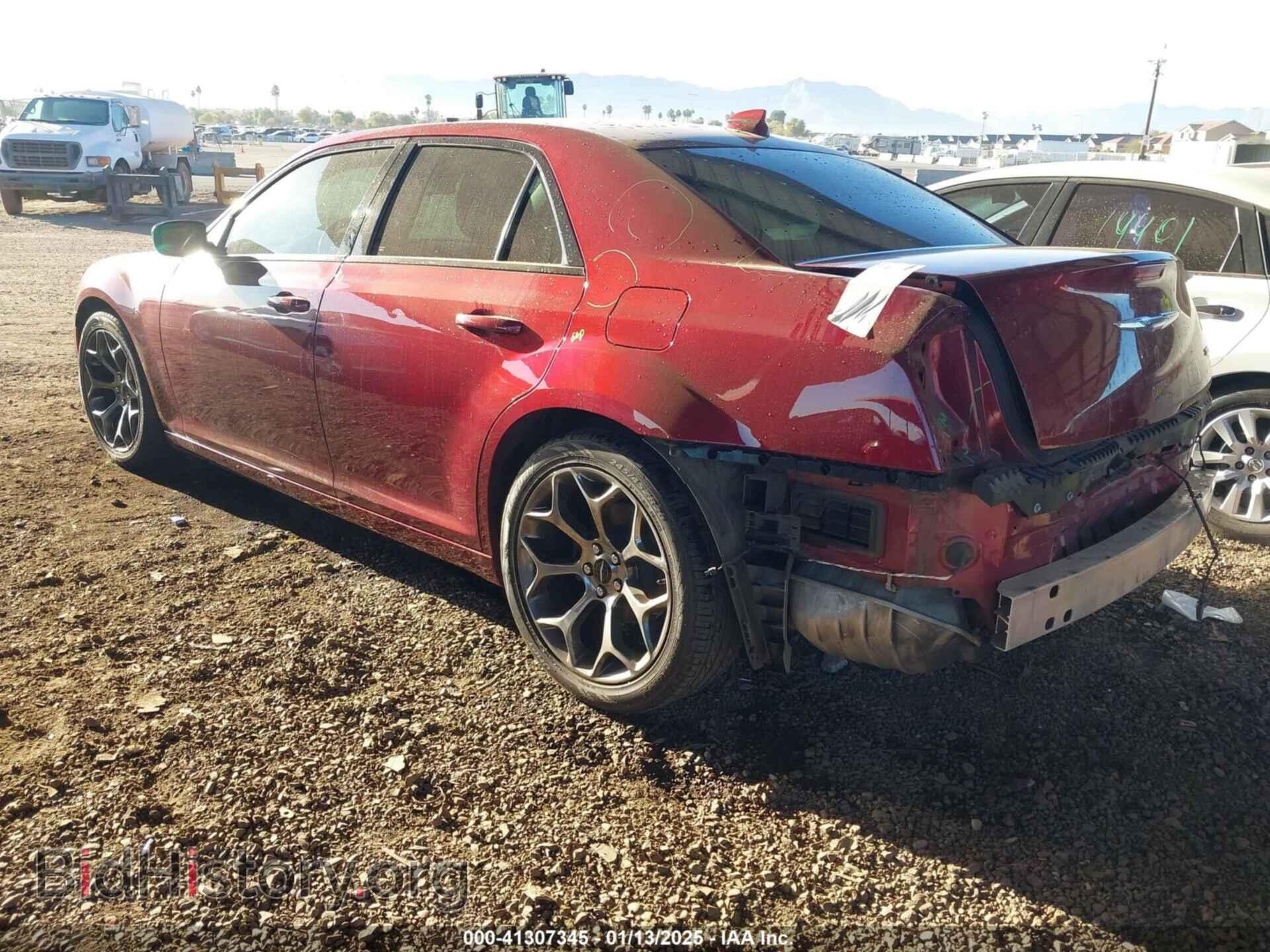 2018 CHRYSLER 300 - VIN: 2C3CCAAG1JH249544 - Фото 3