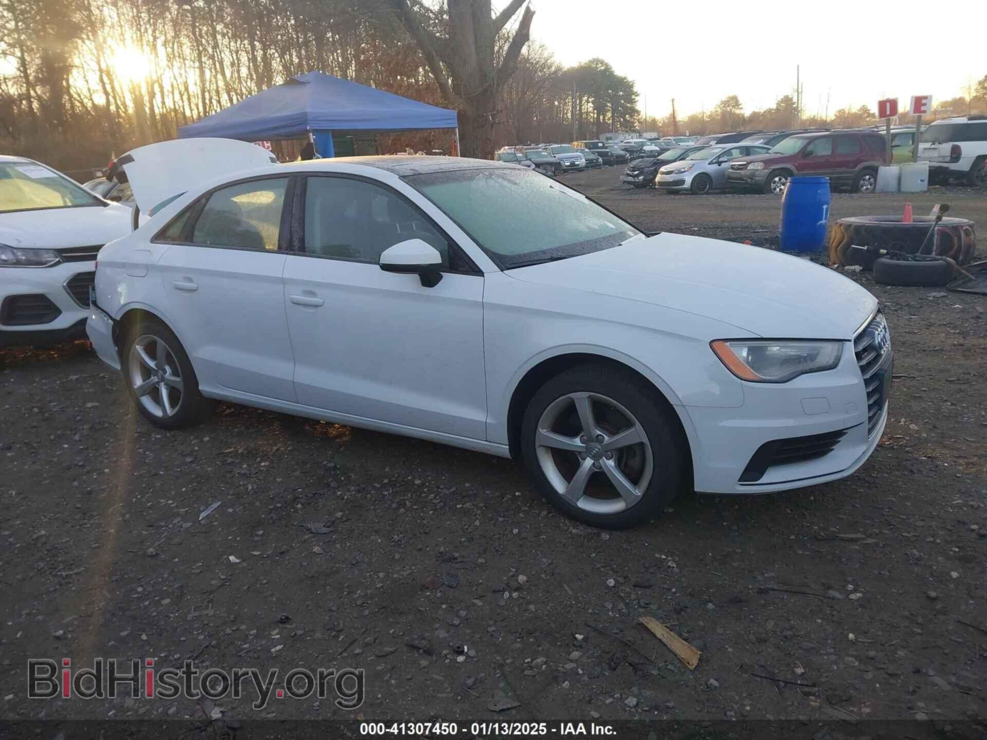 Фотография WAUBFGFF0F1113765 - AUDI A3 2015