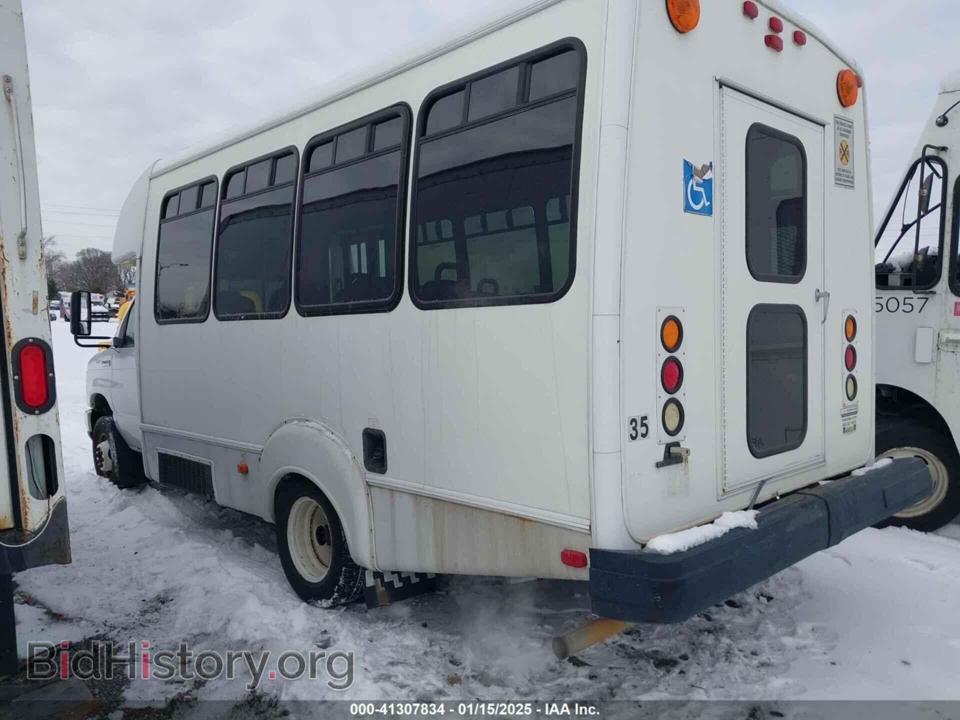2009 FORD E-450 CUTAWAY - VIN: 1FDFE45S69DA32725 - Фото 3