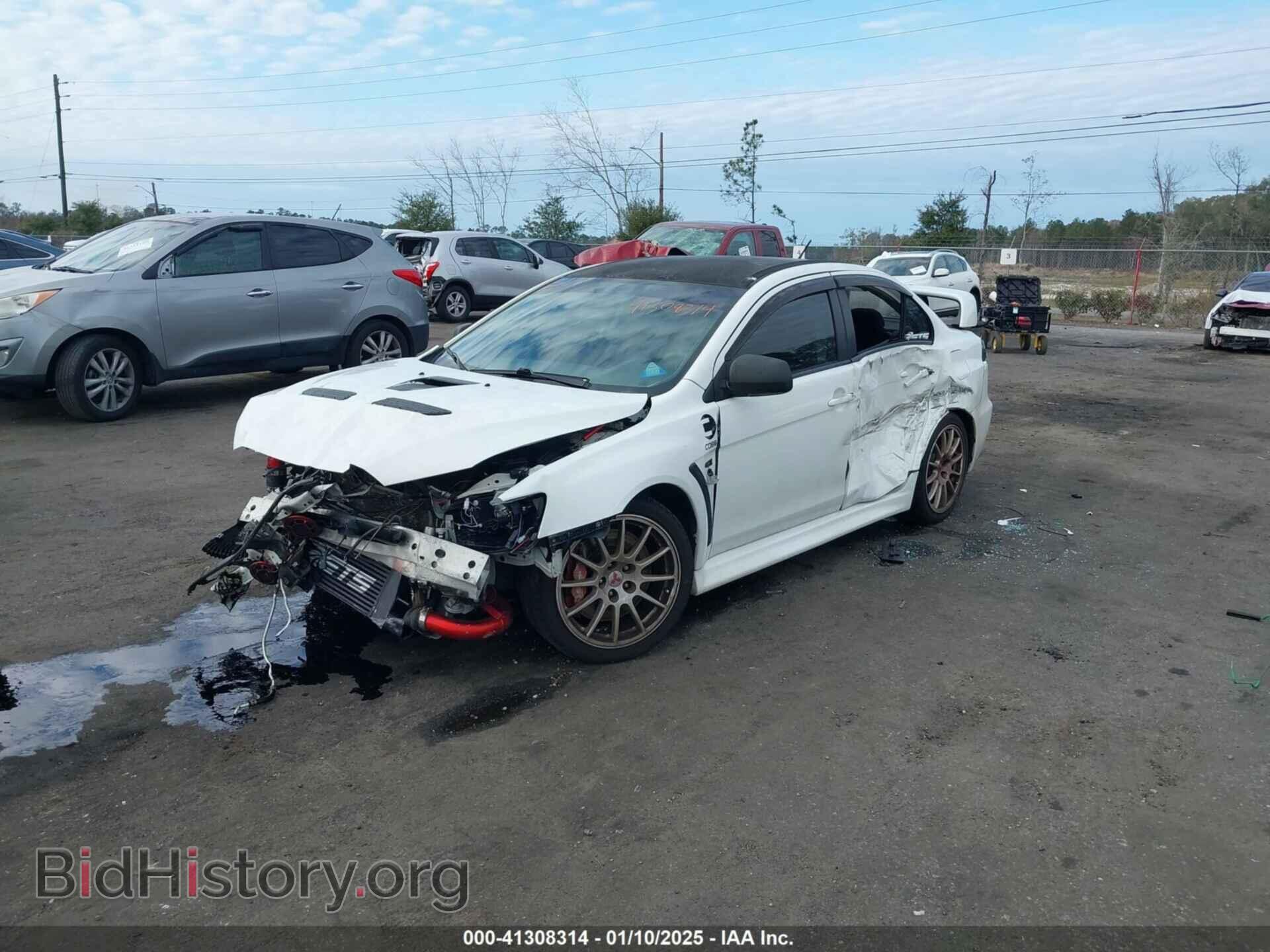 2011 MITSUBISHI LANCER EVOLUTION - VIN: JA32W8FV9BU045781 - Photo 2