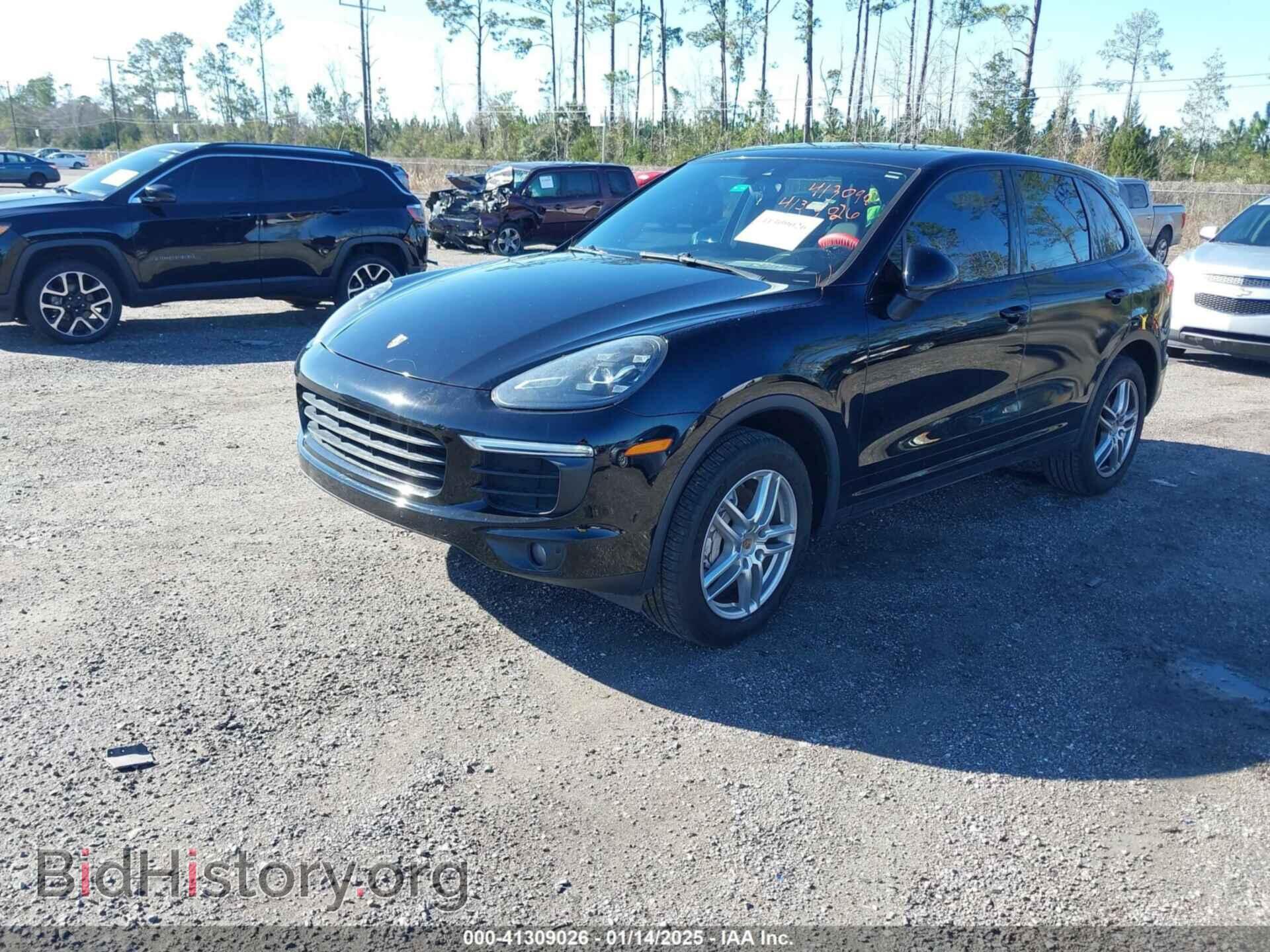 2016 PORSCHE CAYENNE - VIN: WP1AA2A21GLA02456 - Photo 2